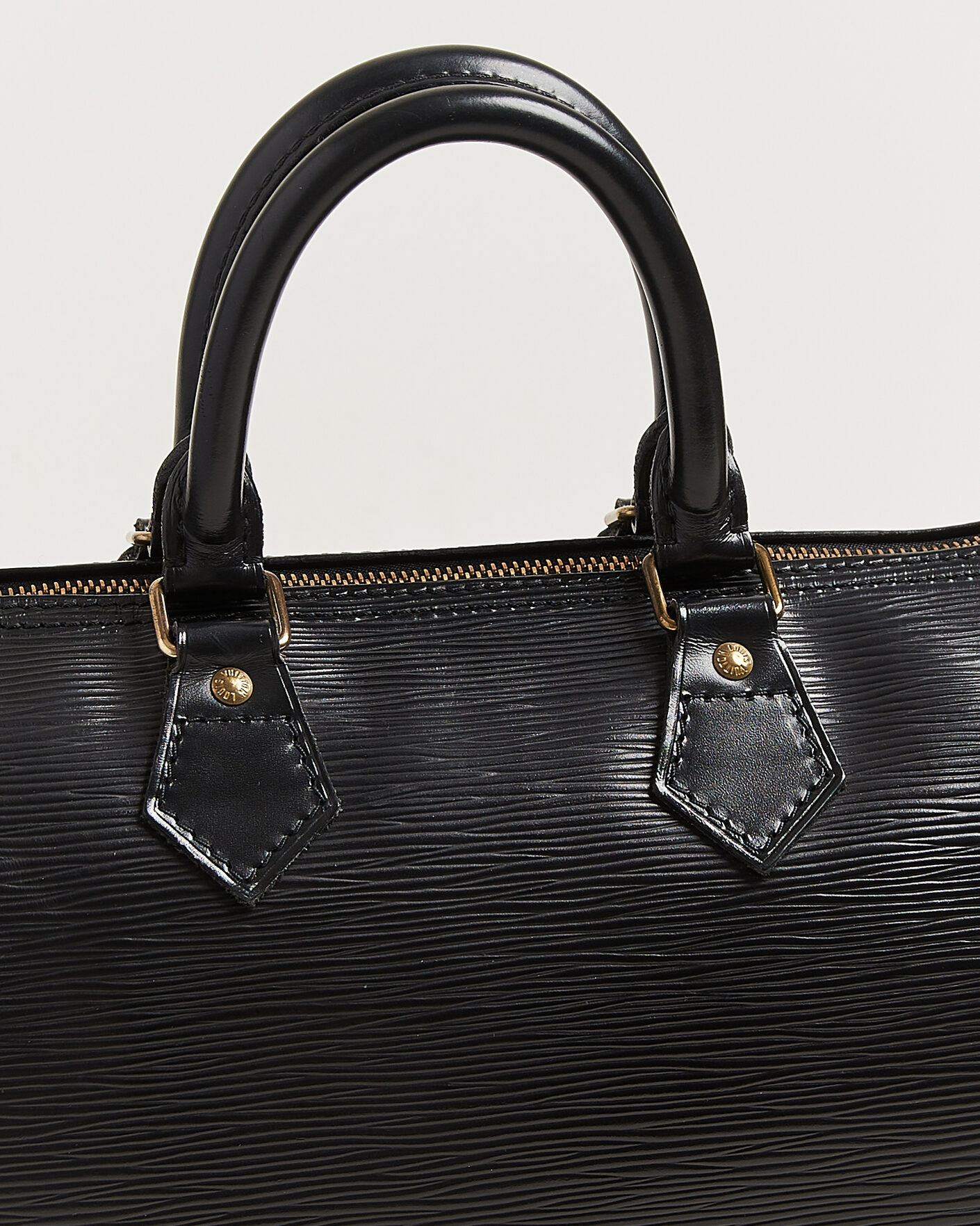 Louis Vuitton Pre-Owned Speedy Epi Leather 25 Black at CareOfCarl.com