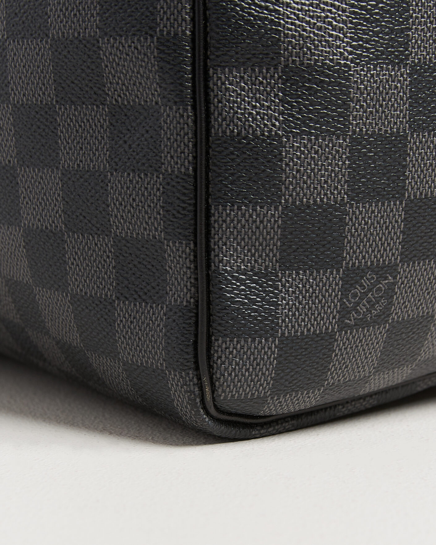 Men | Pre-Owned & Vintage Bags | Louis Vuitton Pre-Owned | Keepall Bandouliére 55 Damier Graphite