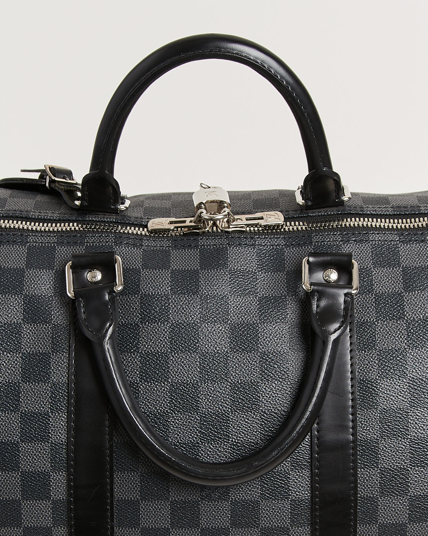 Men | Pre-Owned & Vintage Bags | Louis Vuitton Pre-Owned | Keepall Bandouliére 55 Damier Graphite