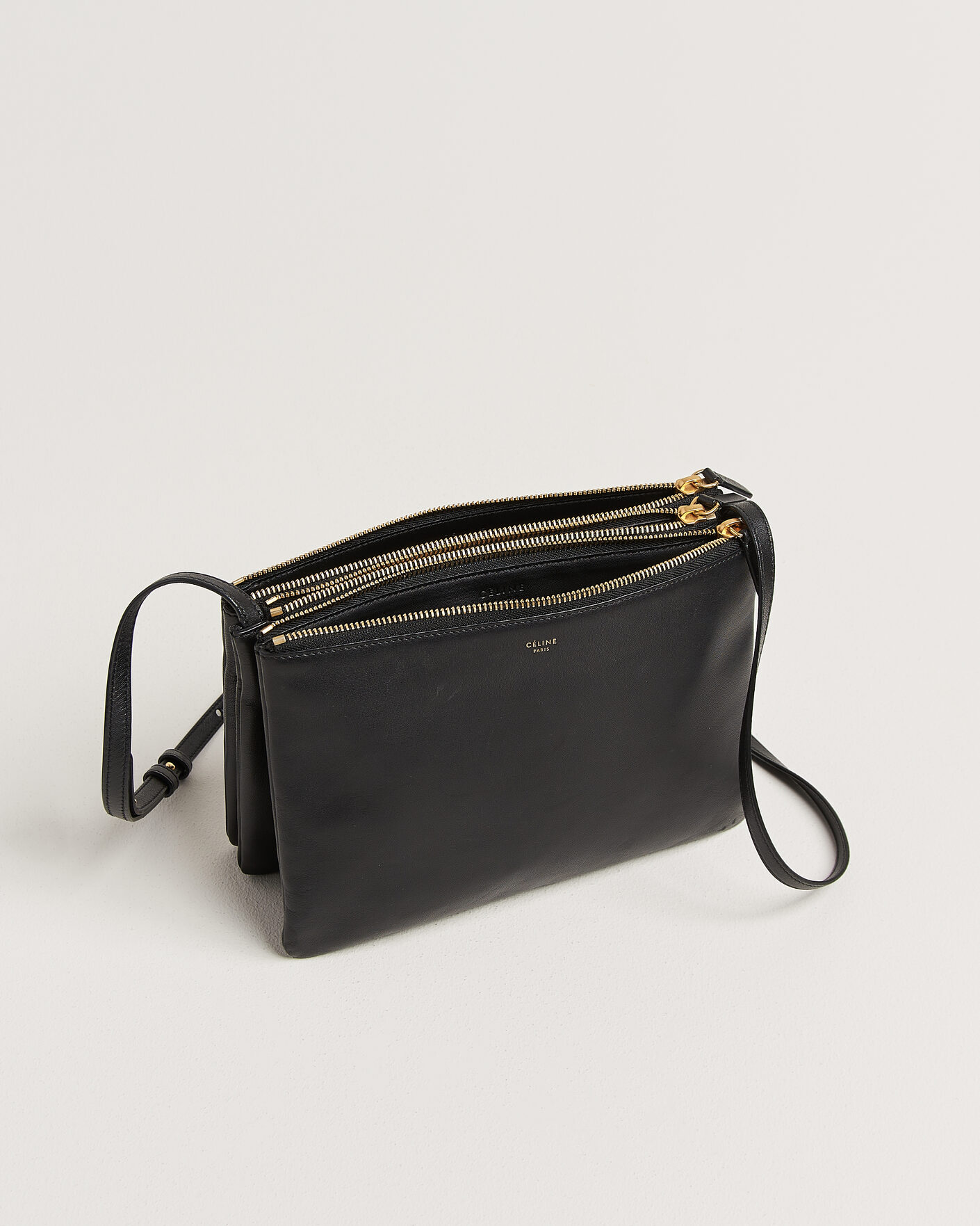 Men | Pre-Owned & Vintage Bags | Celine Pre-Owned | Trio Bag Medium Leather Black