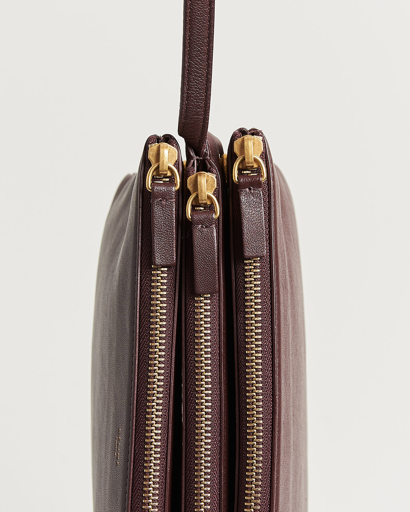 Men | Pre-Owned & Vintage Bags | Celine Pre-Owned | Trio Bag Medium Leather Burgundy