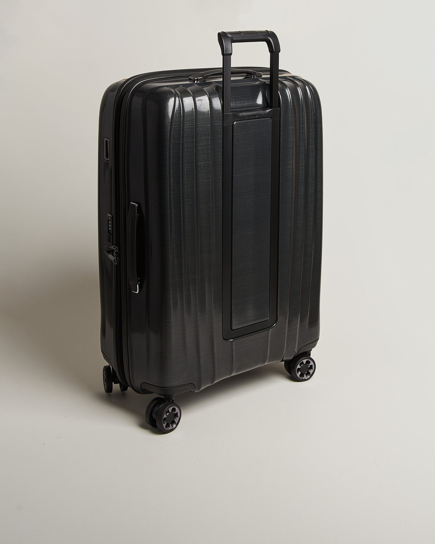 Samsonite Nexis Spinner Check-In Onyx Black at CareOfCarl.com