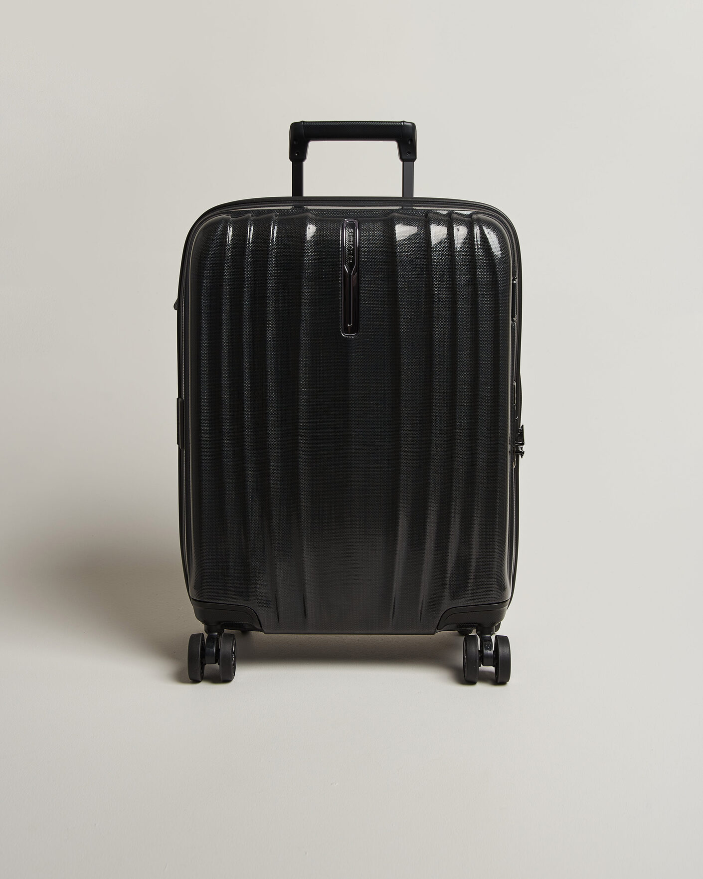 Men | Bags | Samsonite | Nexis Spinner Carry-On Onyx Black