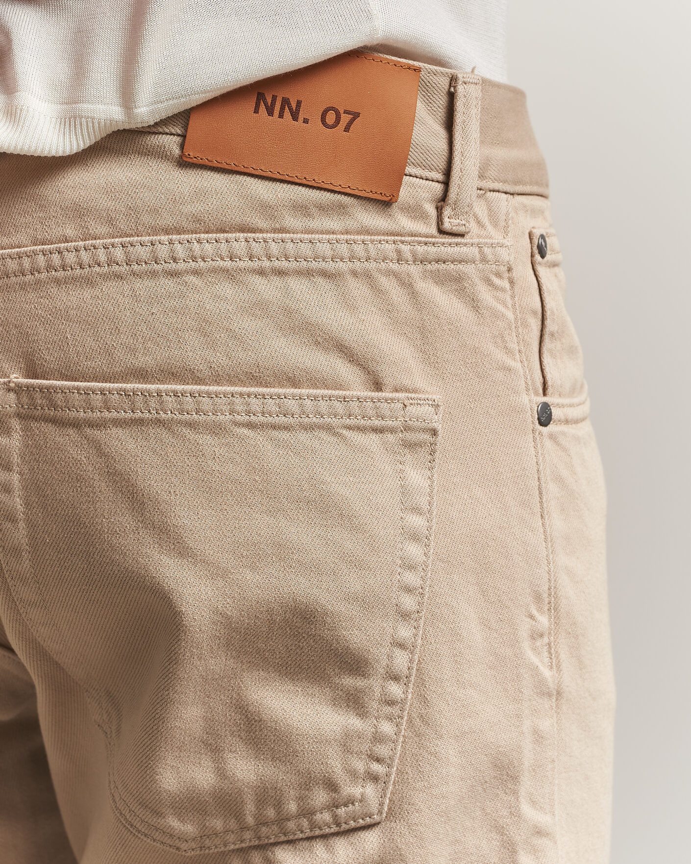 Men | Trousers | NN07 | Sonny Straight Fit 5-Pocket Pants Oat