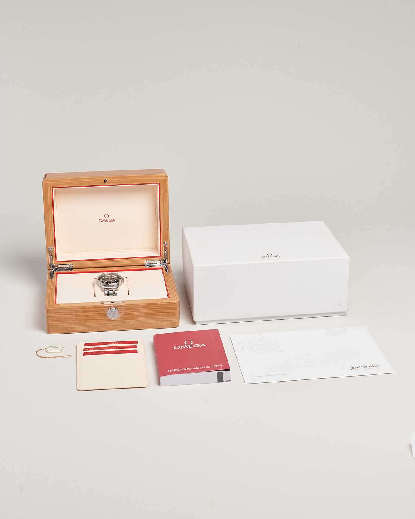 Men | Pre-Owned & Vintage Watches | Omega Pre-Owned | Seamaster Diver 300M