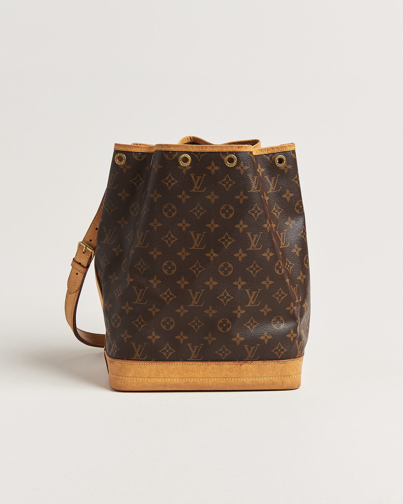 Men | Pre-Owned & Vintage Bags | Louis Vuitton Pre-Owned | Noé Monogram