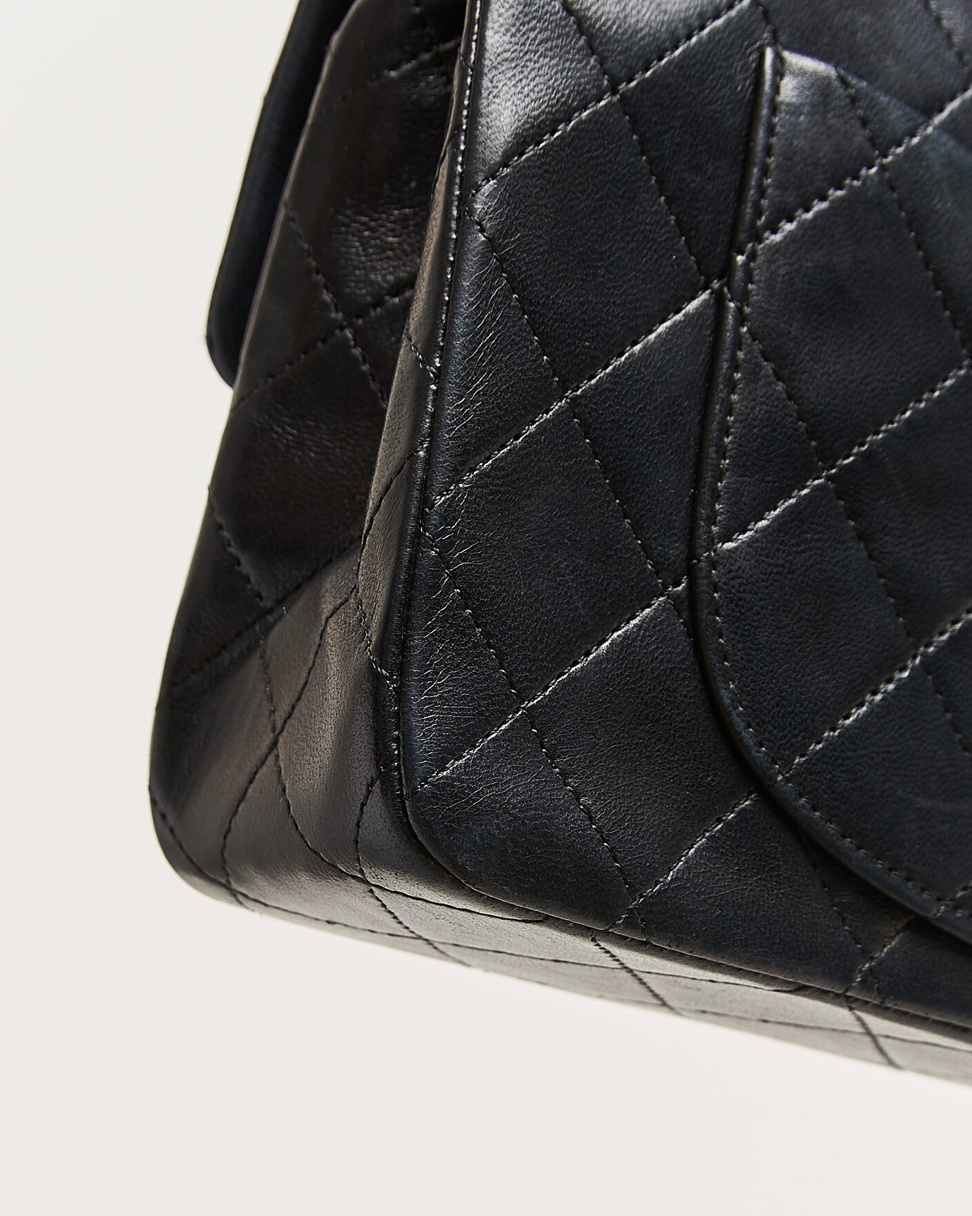 Men | Pre-Owned & Vintage Bags | Chanel Pre-Owned | Classic Small Double Flap Bag Black