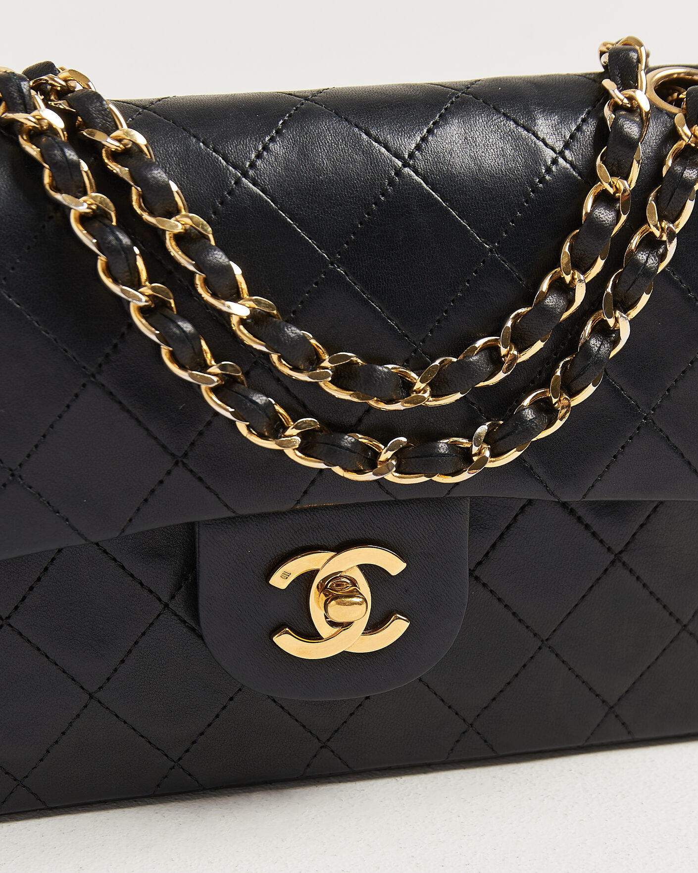 Men | Pre-Owned & Vintage Bags | Chanel Pre-Owned | Classic Small Double Flap Bag Black