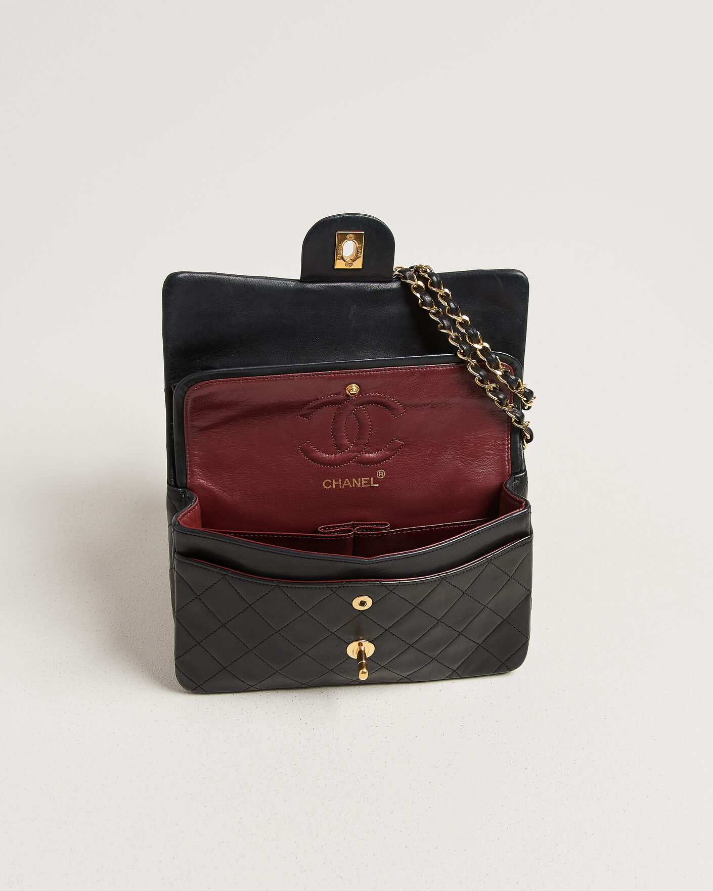 Men | Pre-Owned & Vintage Bags | Chanel Pre-Owned | Classic Small Double Flap Bag Black