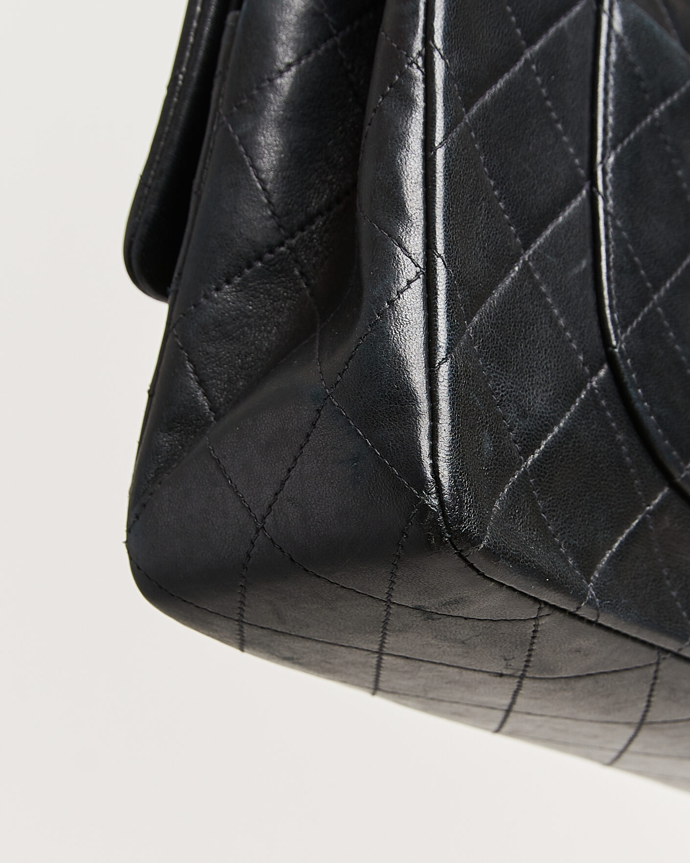 Men | Chanel Pre-Owned Classic Medium Double Flap Bag Black | Chanel Pre-Owned | Classic Medium Double Flap Bag Black