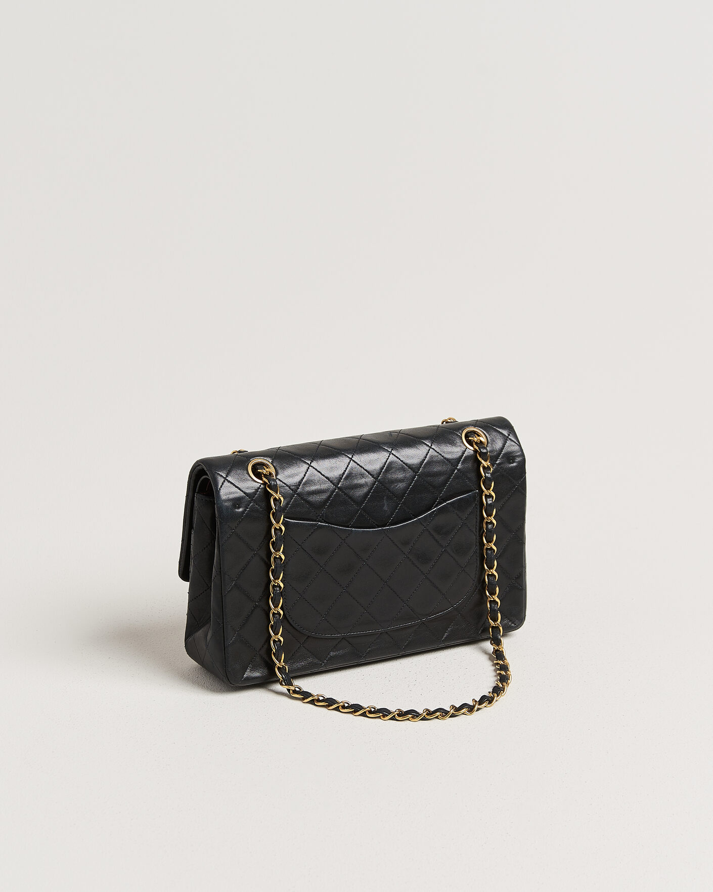 Men | Pre-Owned & Vintage Bags | Chanel Pre-Owned | Classic Medium Double Flap Bag Black