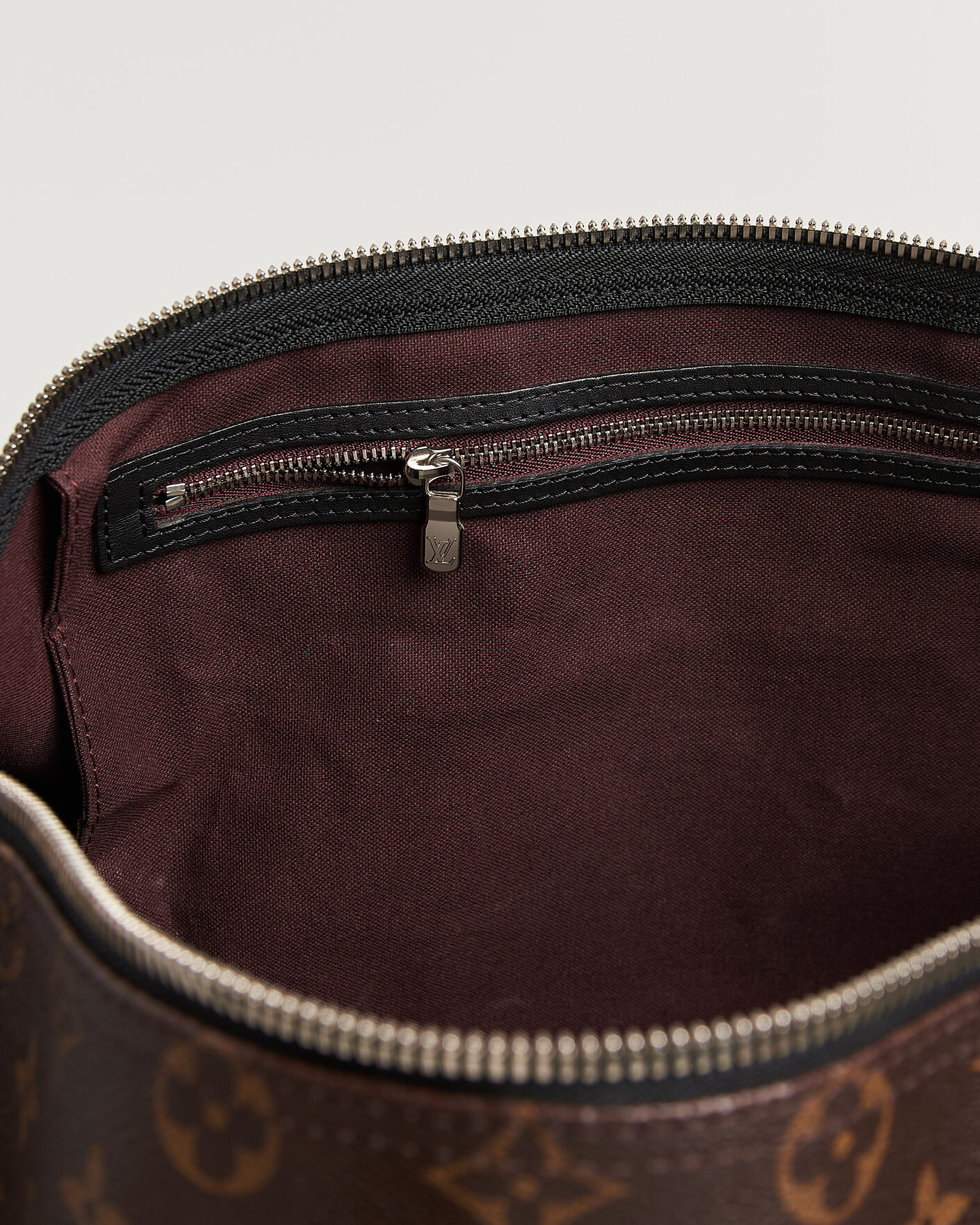Men | Pre-Owned & Vintage Bags | Louis Vuitton Pre-Owned | Keepall 45 Bandouliére Monogram Macassar
