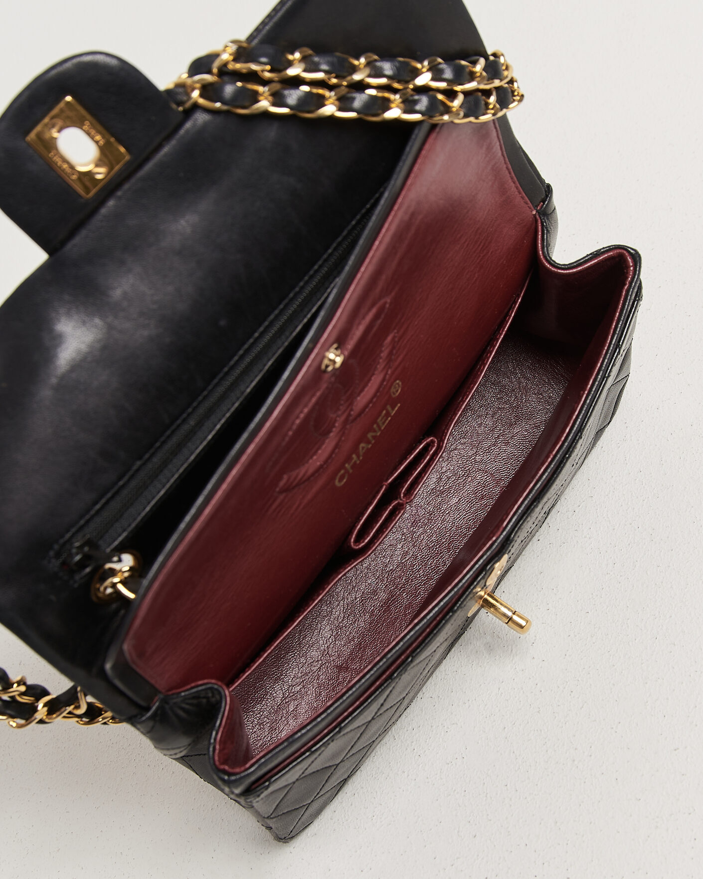 Men | Pre-Owned & Vintage Bags | Chanel Pre-Owned | Classic Small Double Flap Bag Black