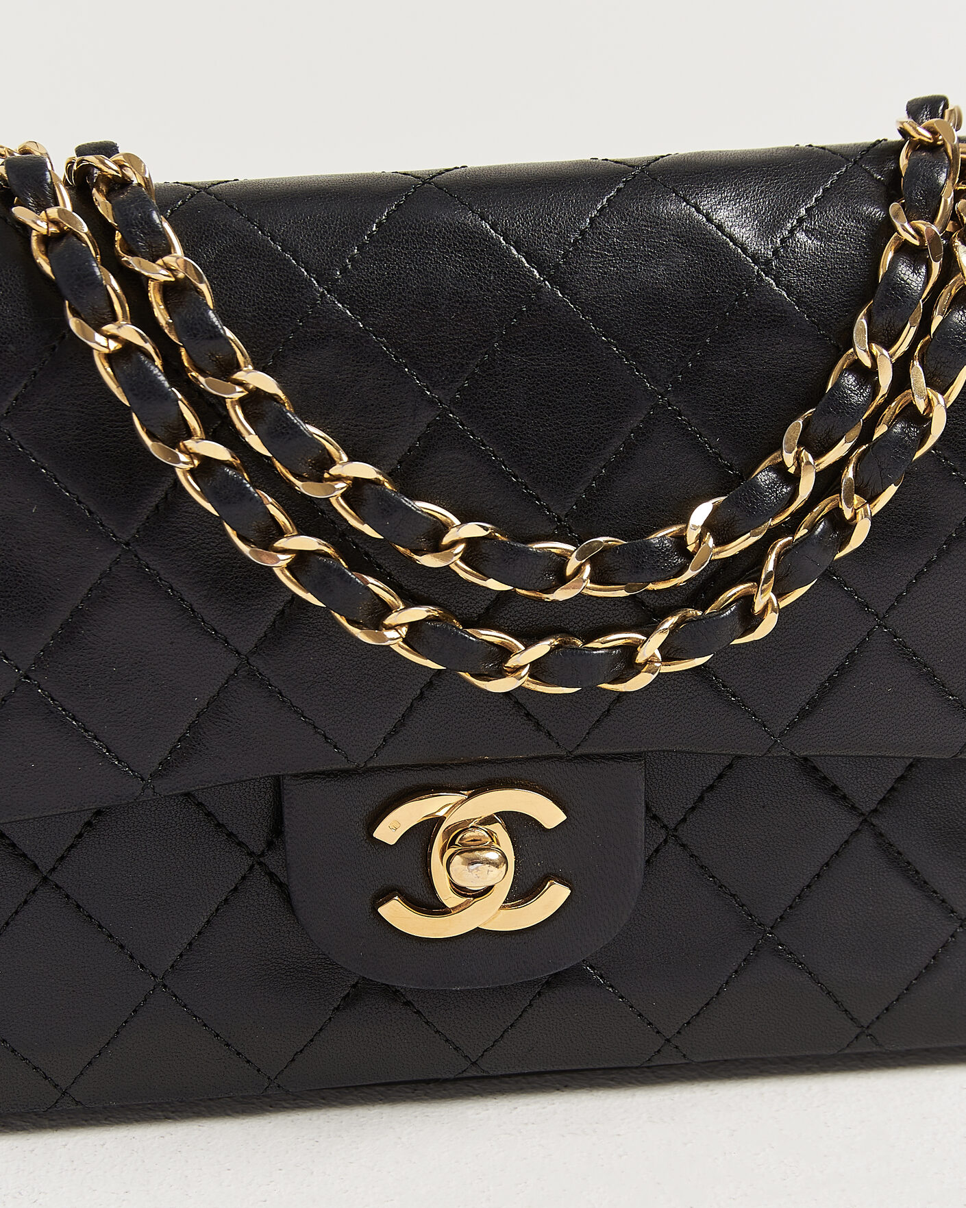 Men | Pre-Owned & Vintage Bags | Chanel Pre-Owned | Classic Small Double Flap Bag Black