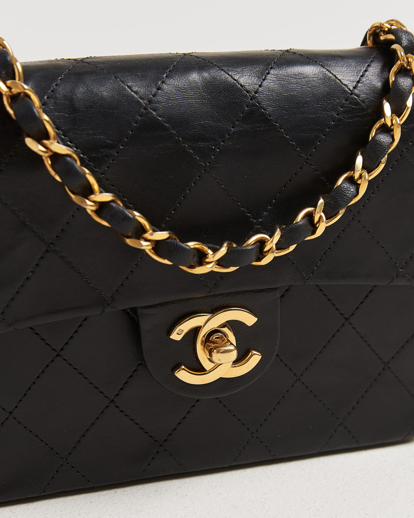 Men | Chanel Pre-Owned Classic Mini Single Flap Square Bag Black | Chanel Pre-Owned | Classic Mini Single Flap Square Bag Black