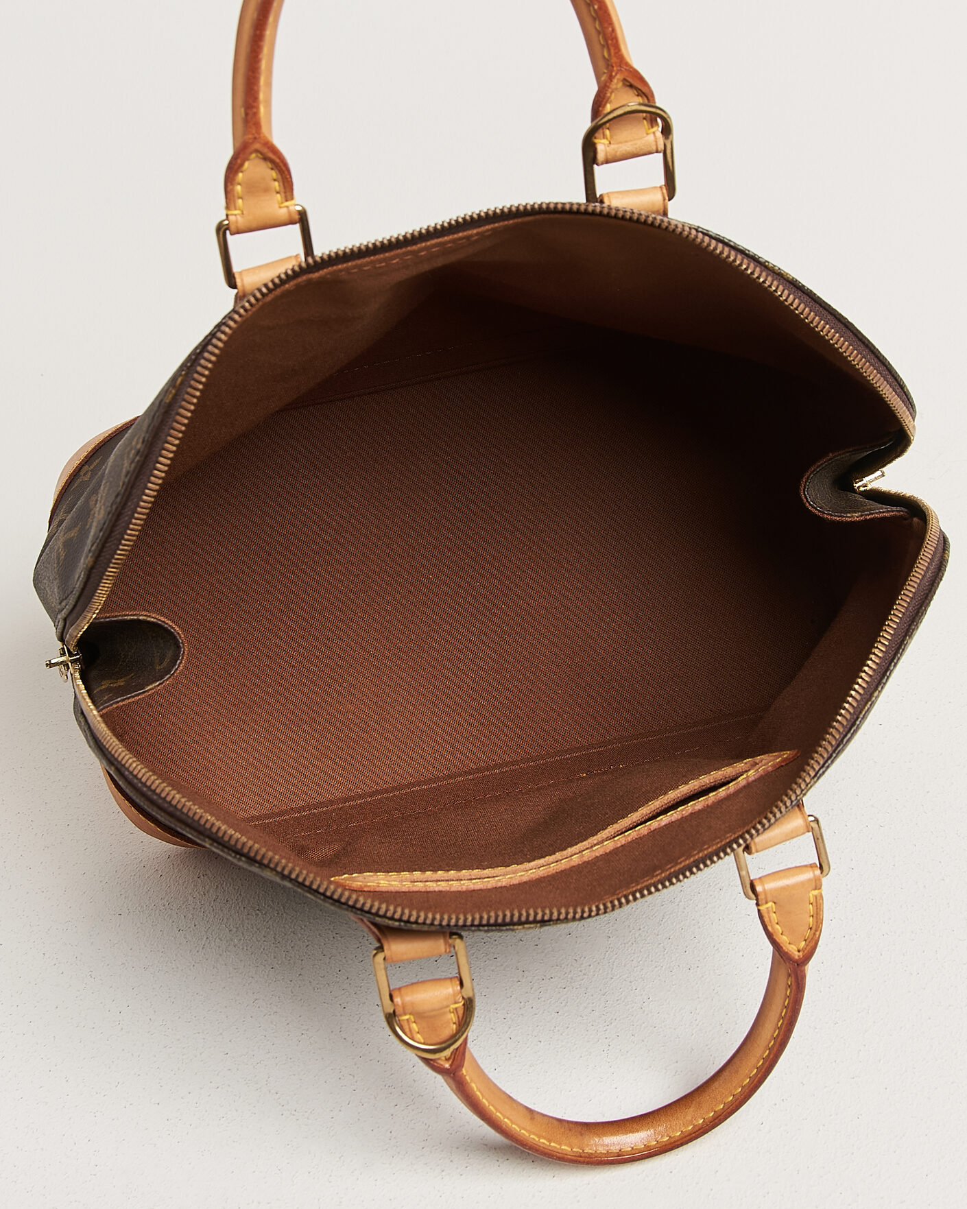 Men | Pre-Owned & Vintage Bags | Louis Vuitton Pre-Owned | Alma Bag PM Monogram