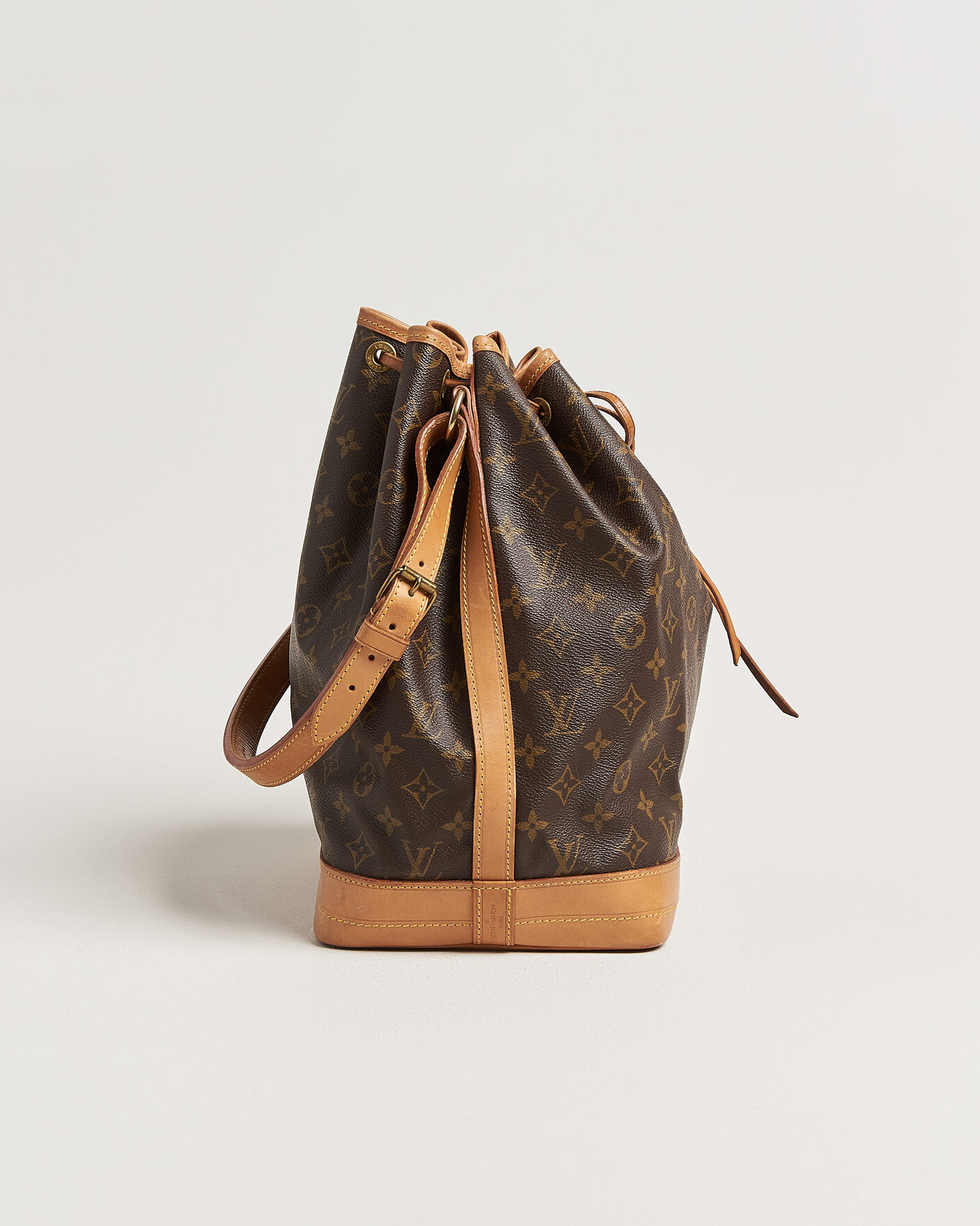 Men | Pre-Owned & Vintage Bags | Louis Vuitton Pre-Owned | Noé Monogram