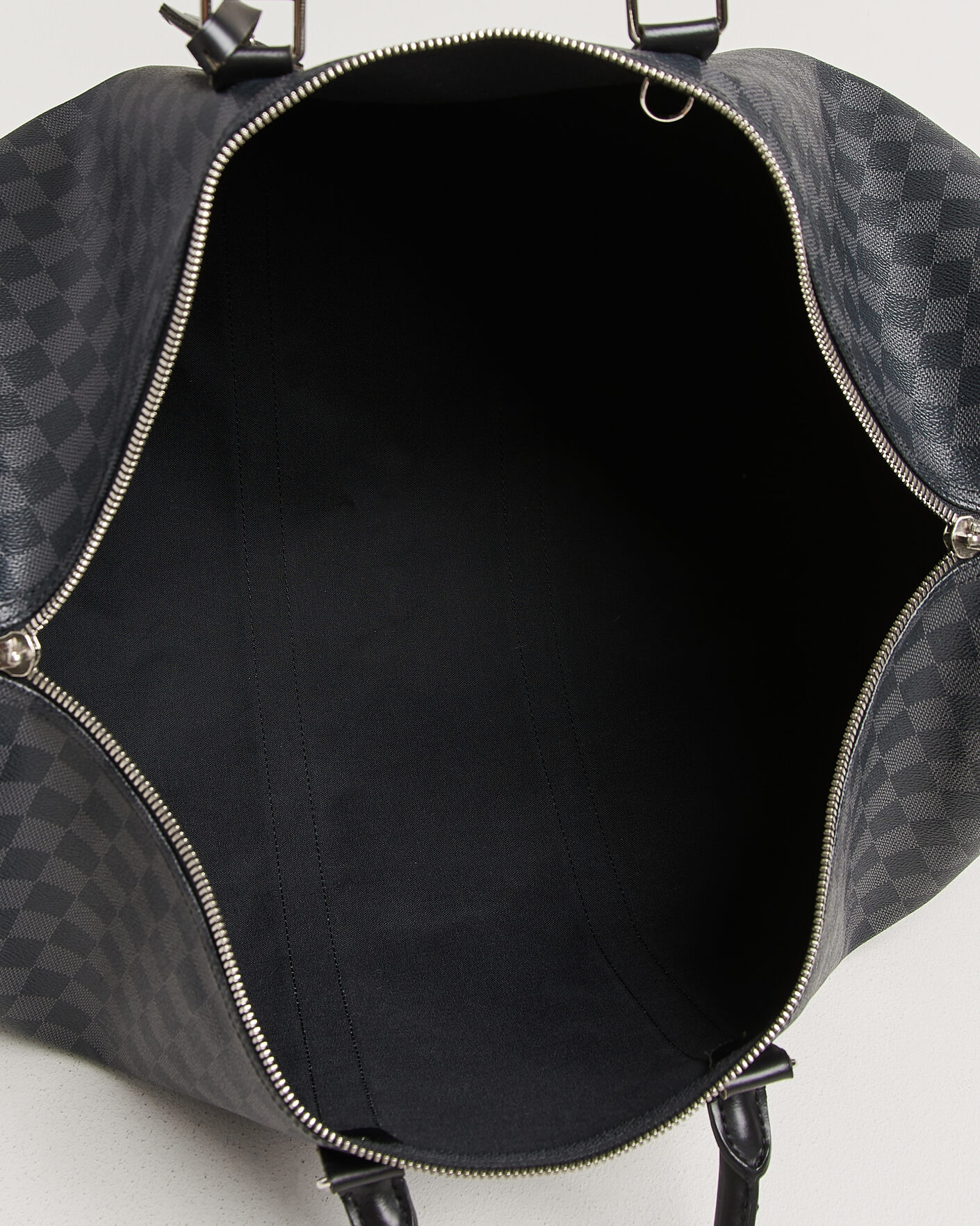 Men | Pre-Owned & Vintage Bags | Louis Vuitton Pre-Owned | Keepall 55 Bandouliére Damier Graphite