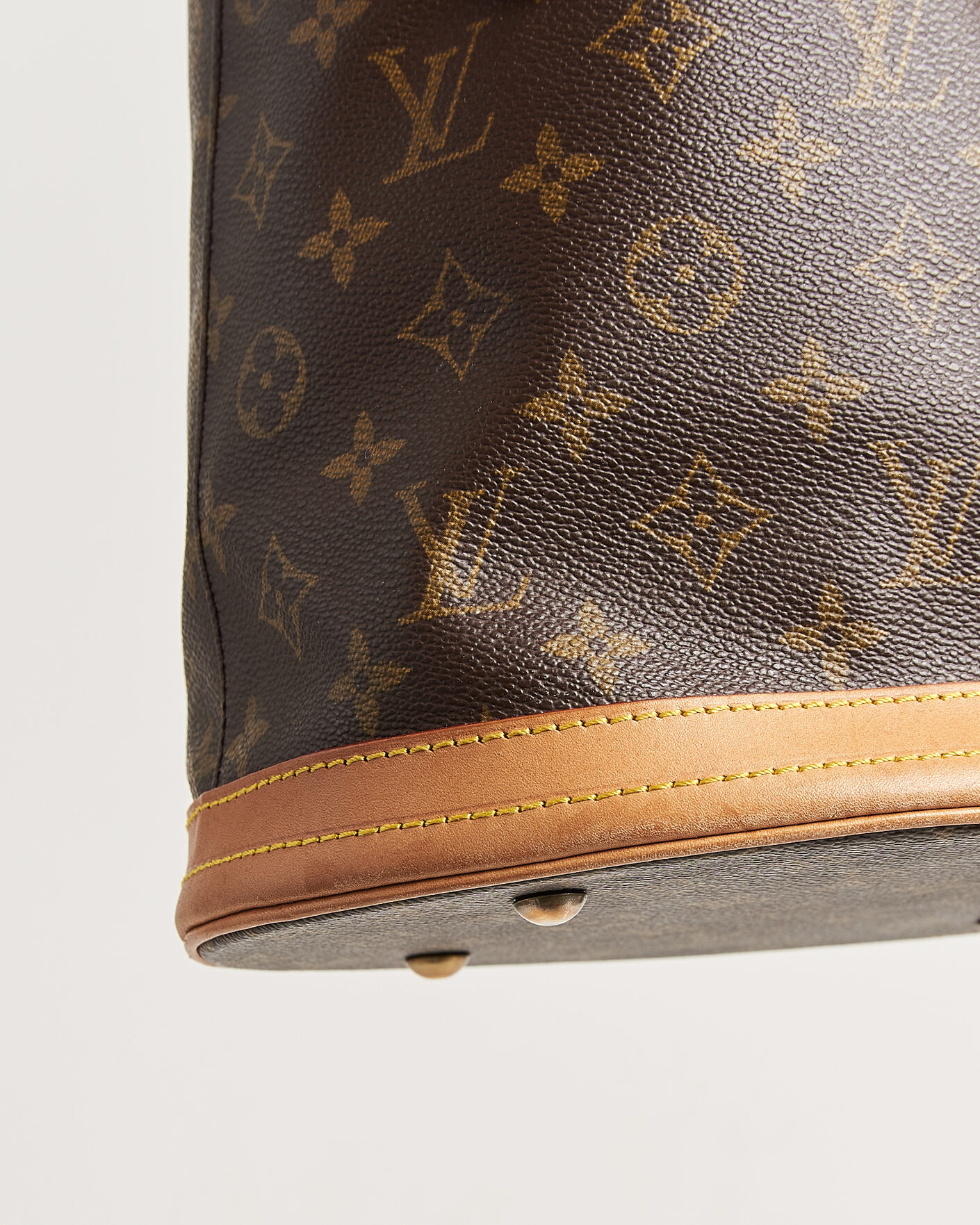 Men | Pre-Owned & Vintage Bags | Louis Vuitton Pre-Owned | Bucket PM Bag Monogram