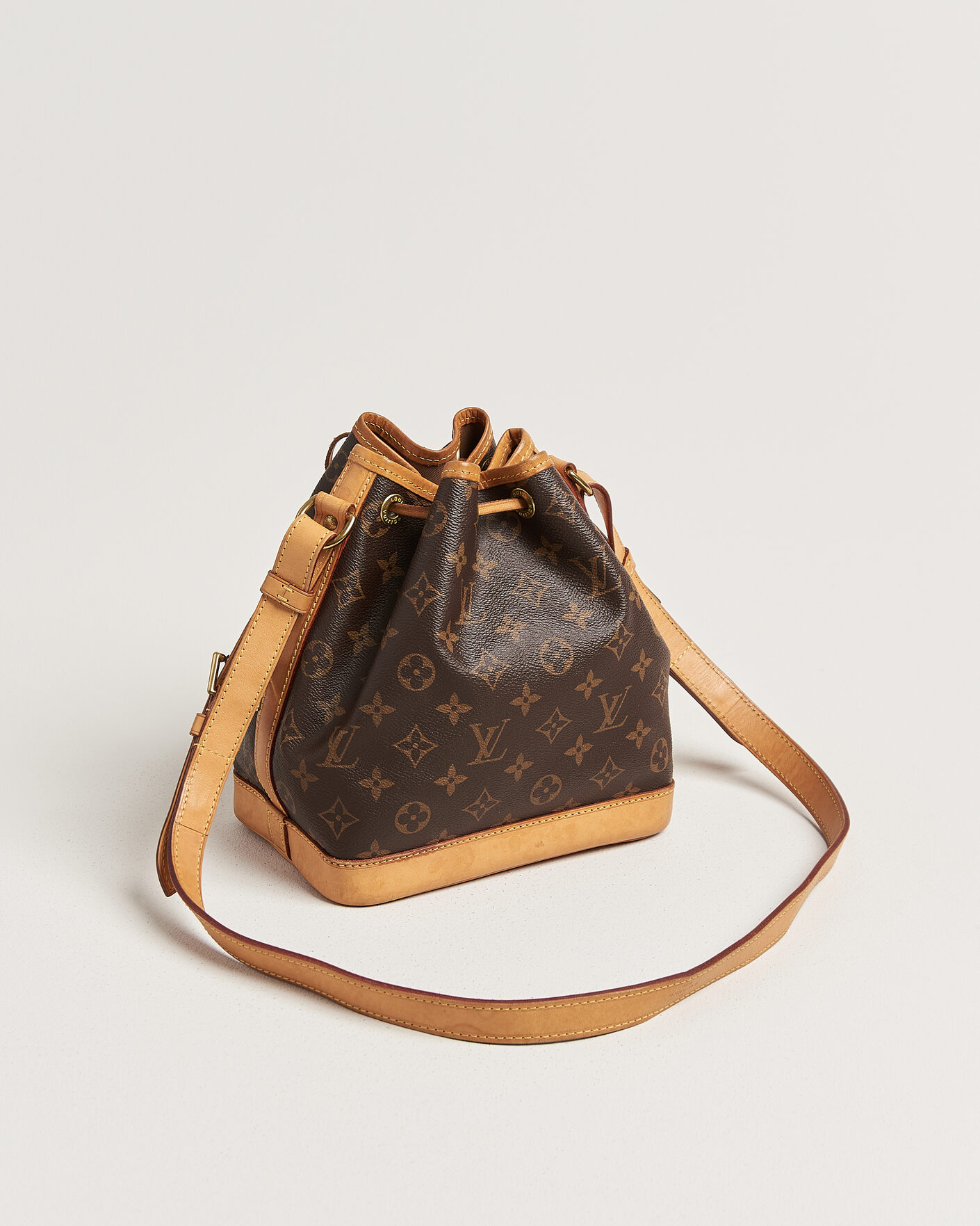 Men | Pre-Owned & Vintage Bags | Louis Vuitton Pre-Owned | Noé BB Monogram