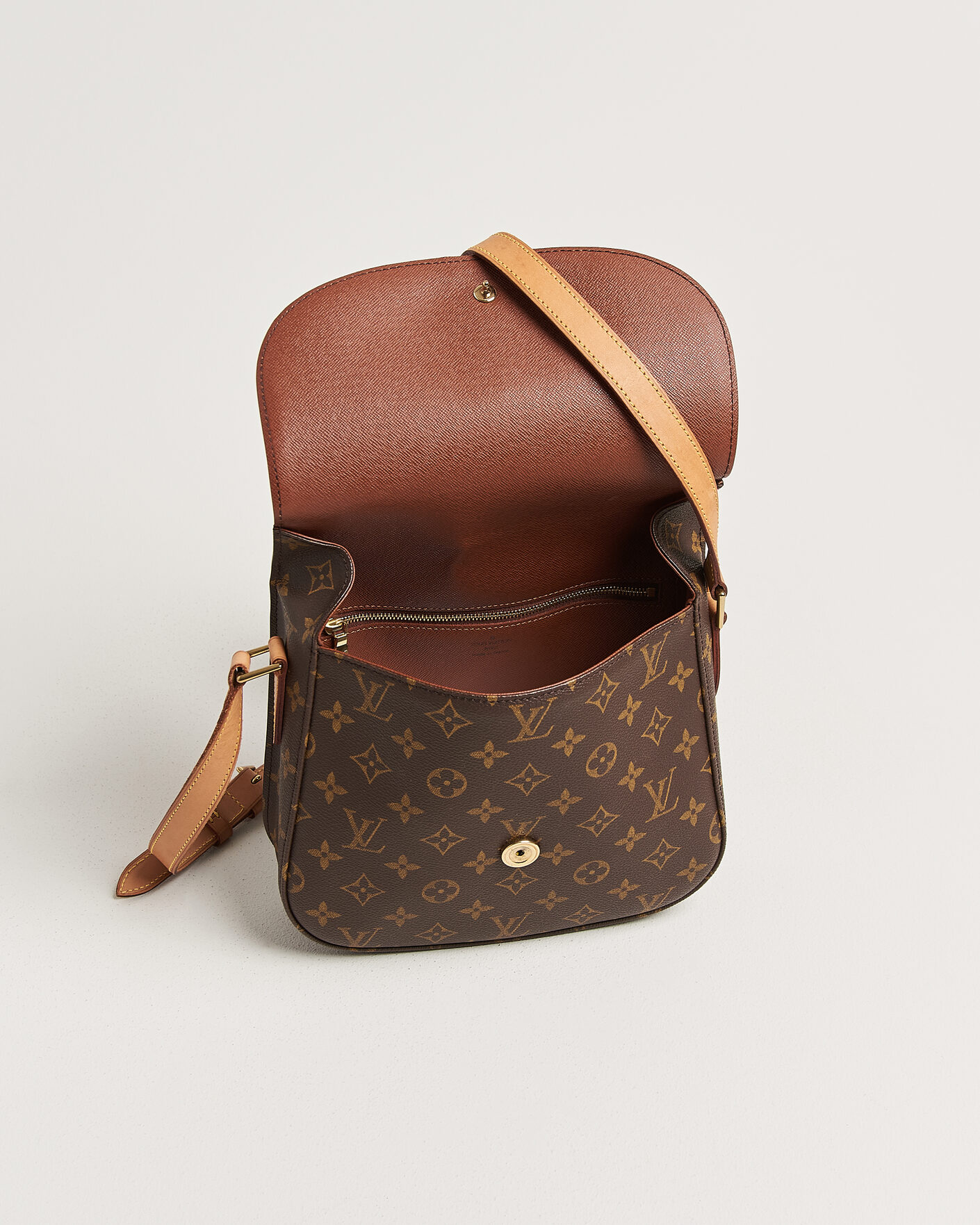 Men | Pre-Owned & Vintage Bags | Louis Vuitton Pre-Owned | Saint Cloud GM Bag Monogram