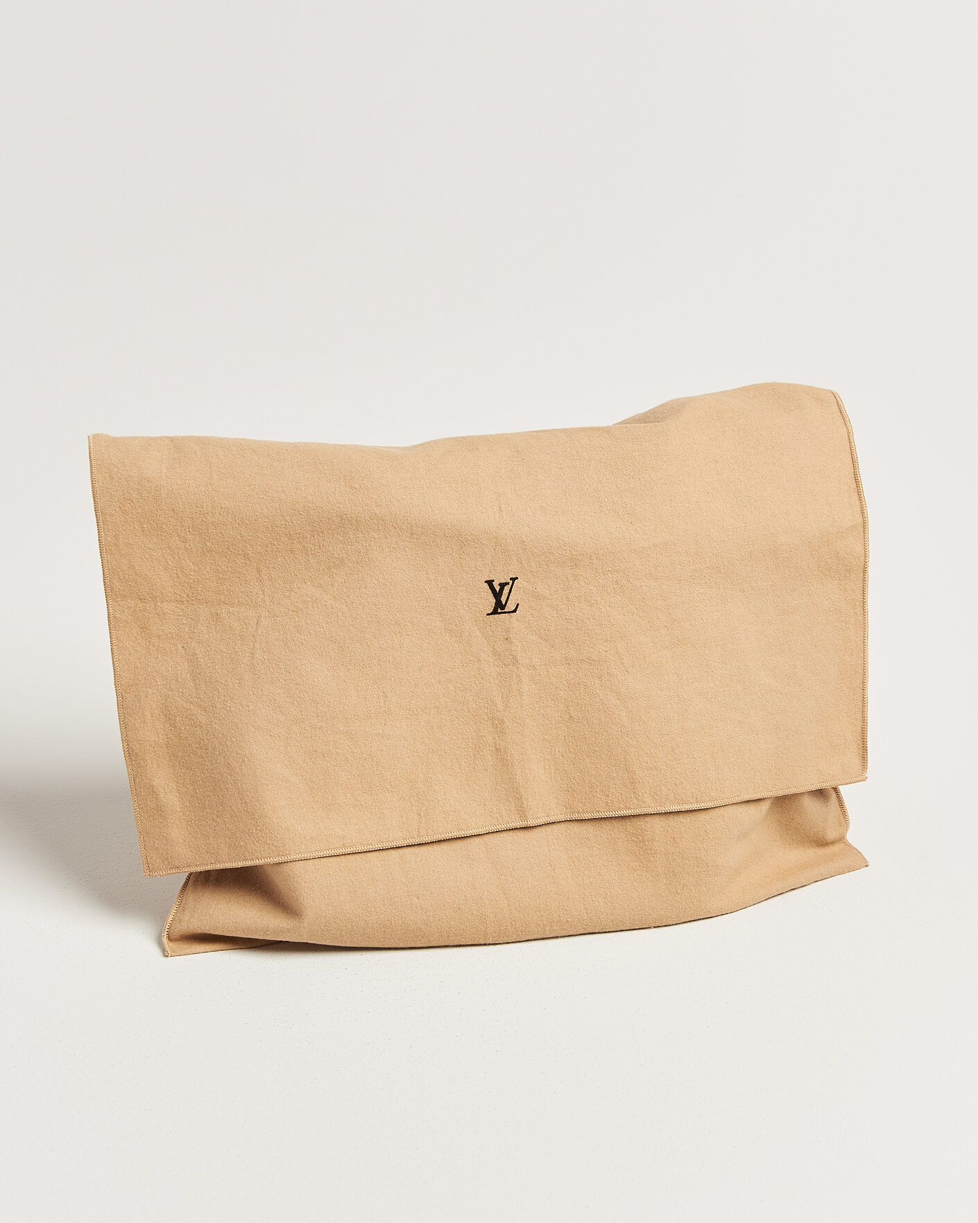 Men | Pre-Owned & Vintage Bags | Louis Vuitton Pre-Owned | Petit Noé Monogram