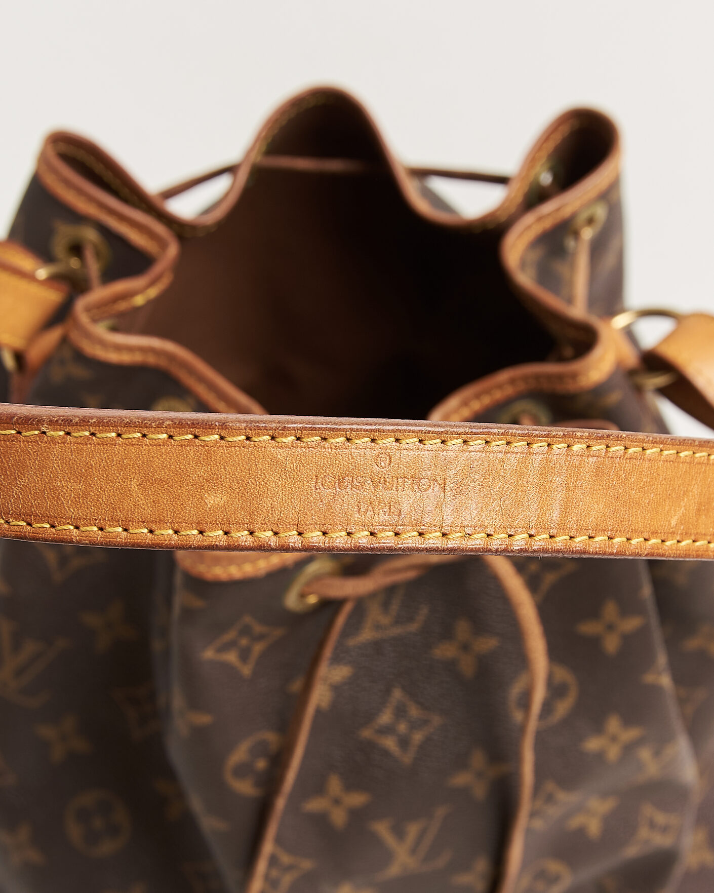 Men | Pre-Owned & Vintage Bags | Louis Vuitton Pre-Owned | Petit Noé Monogram