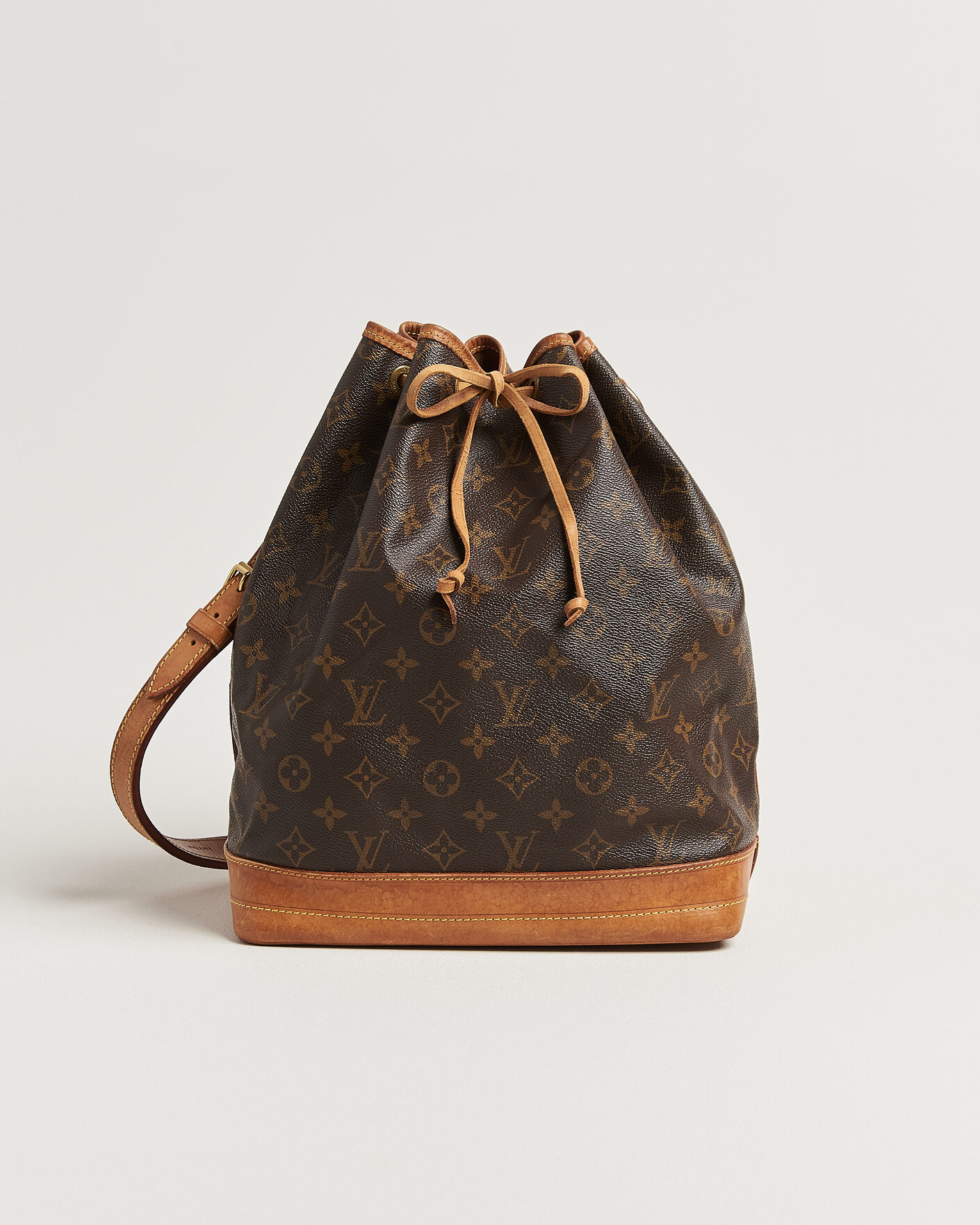 Men | Louis Vuitton Pre-Owned Noé Monogram | Louis Vuitton Pre-Owned | Noé Monogram