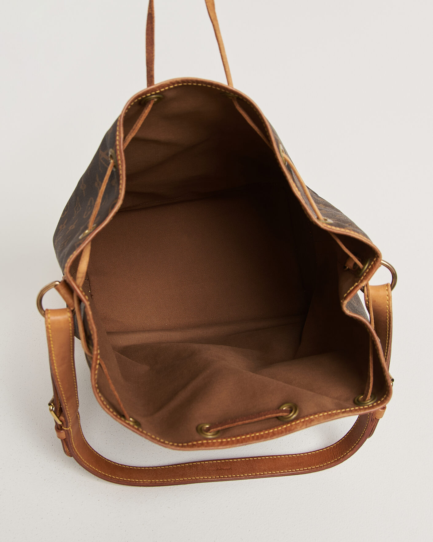 Men | Louis Vuitton Pre-Owned Noé Monogram | Louis Vuitton Pre-Owned | Noé Monogram