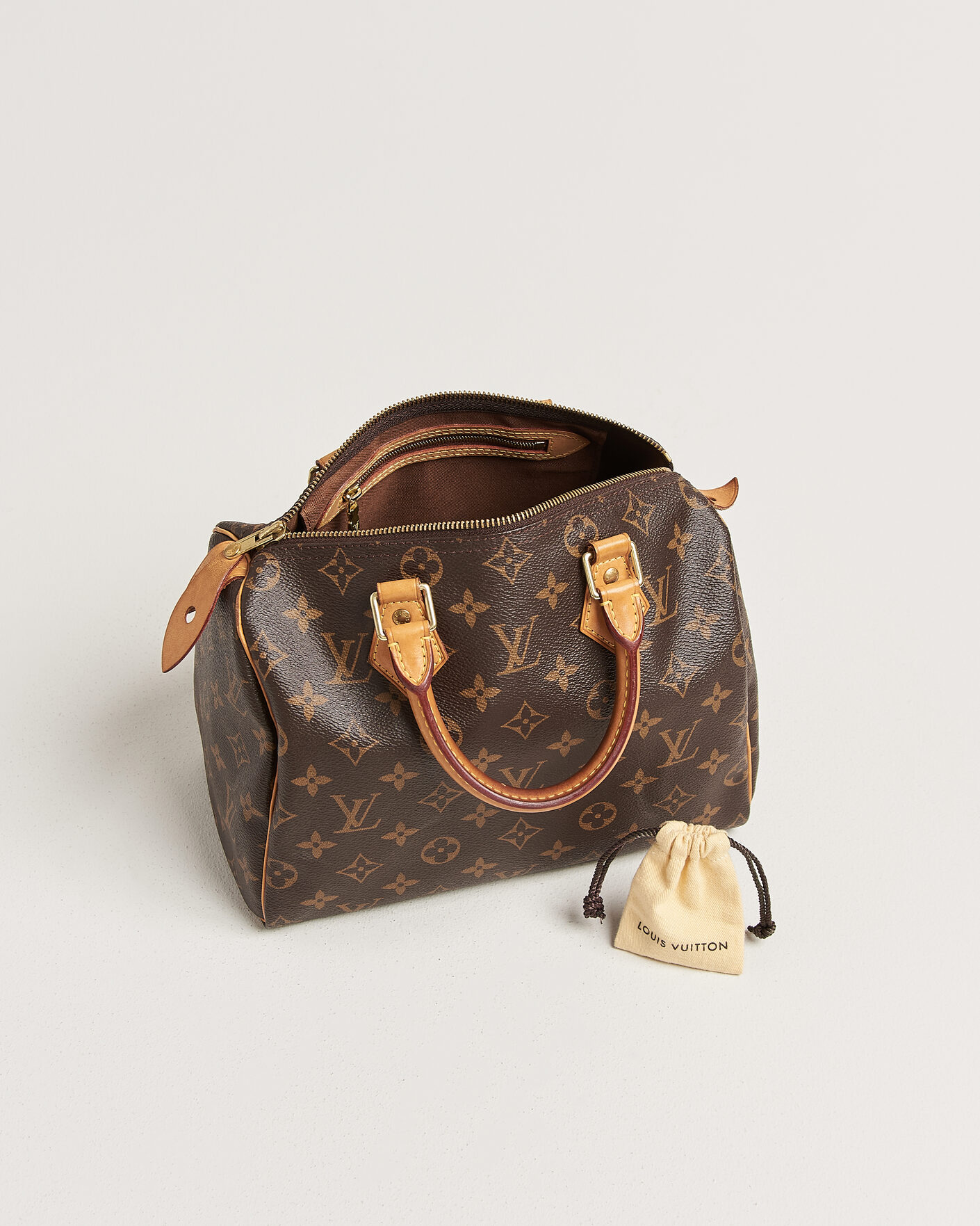 Men | Pre-Owned & Vintage Bags | Louis Vuitton Pre-Owned | Speedy 25 Monogram