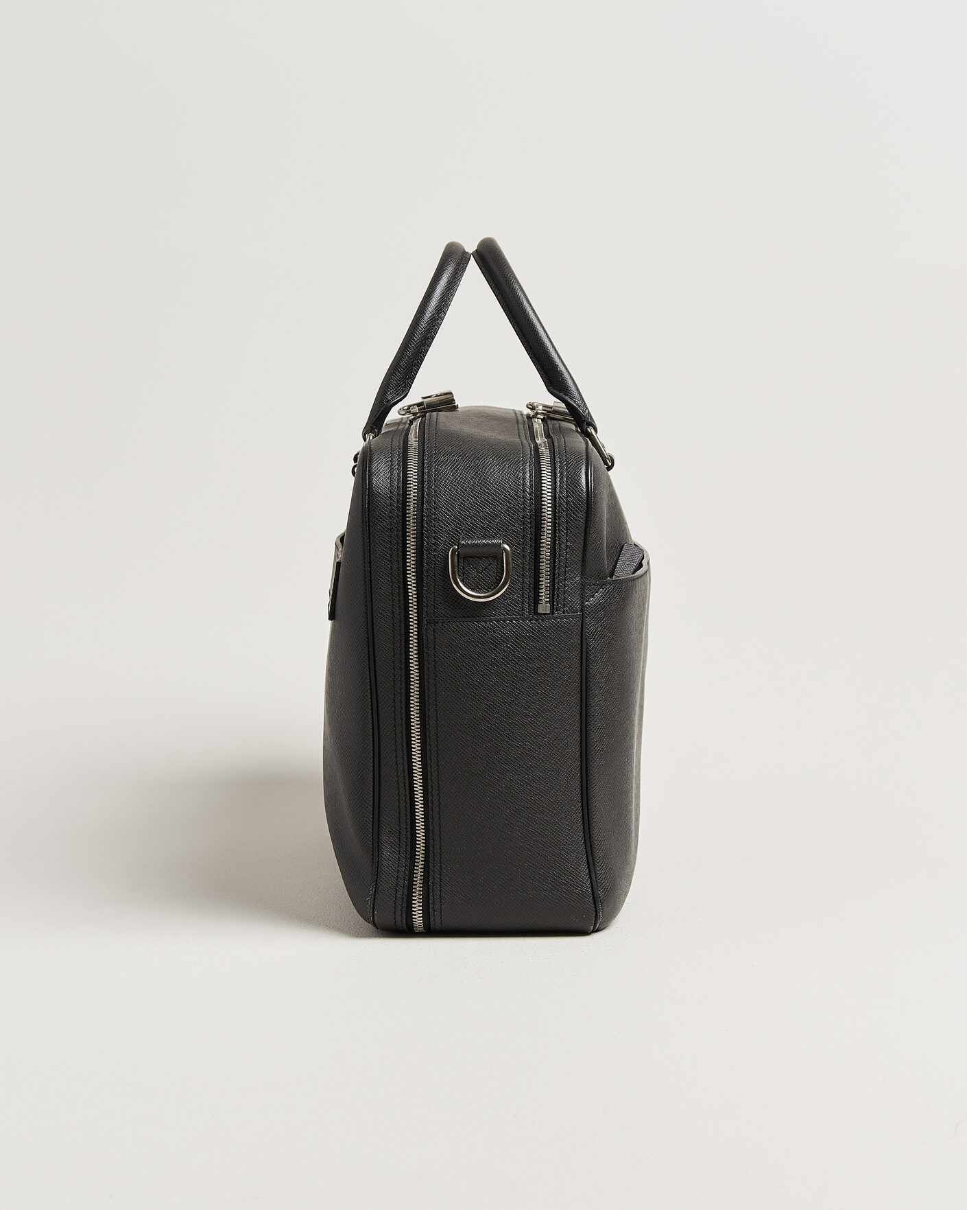 Men | Pre-Owned & Vintage Bags | Louis Vuitton Pre-Owned | Overnight Bag Taiga Leather Black