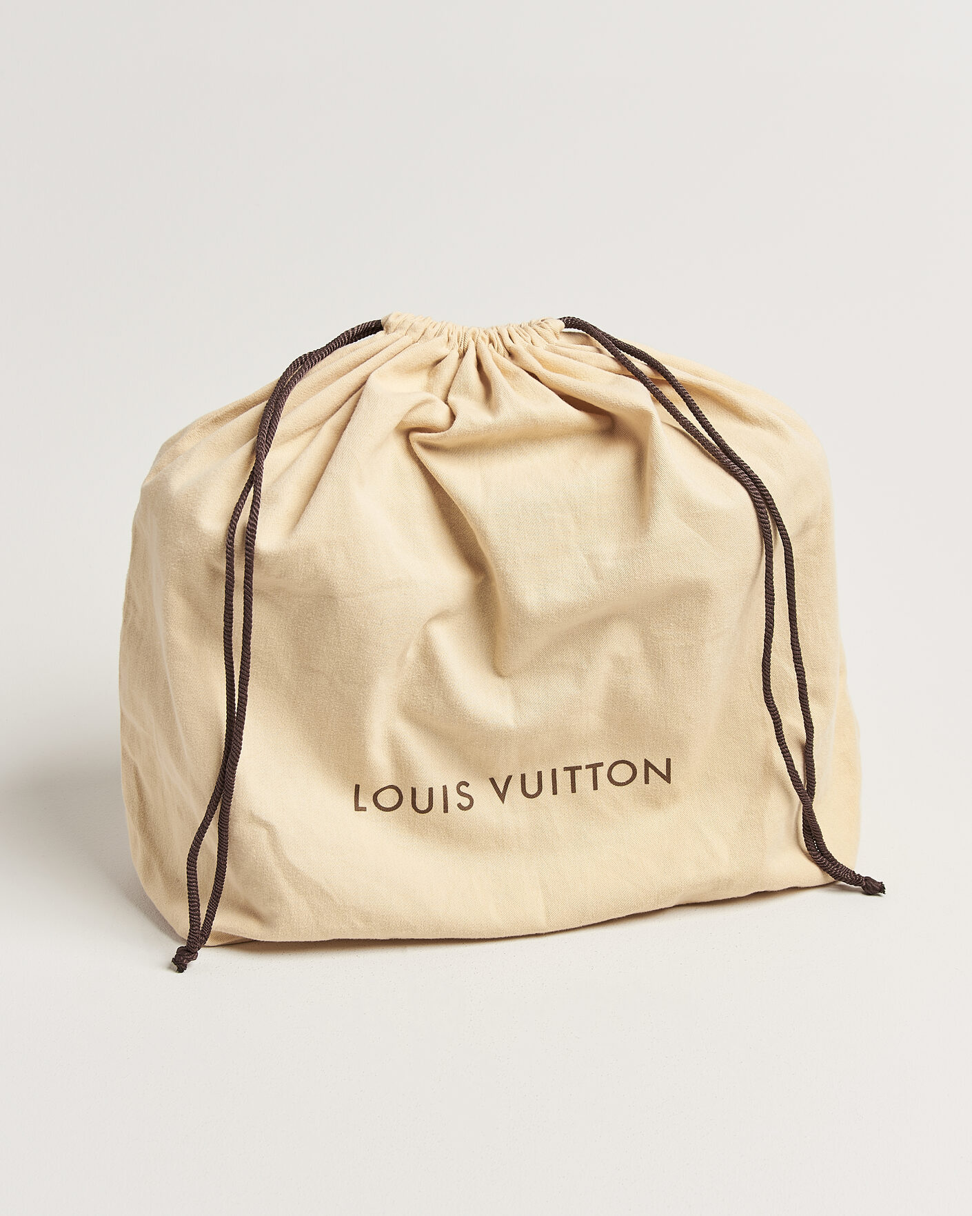 Men | Pre-Owned & Vintage Bags | Louis Vuitton Pre-Owned | Porte Documents Voyage Damier Graphite