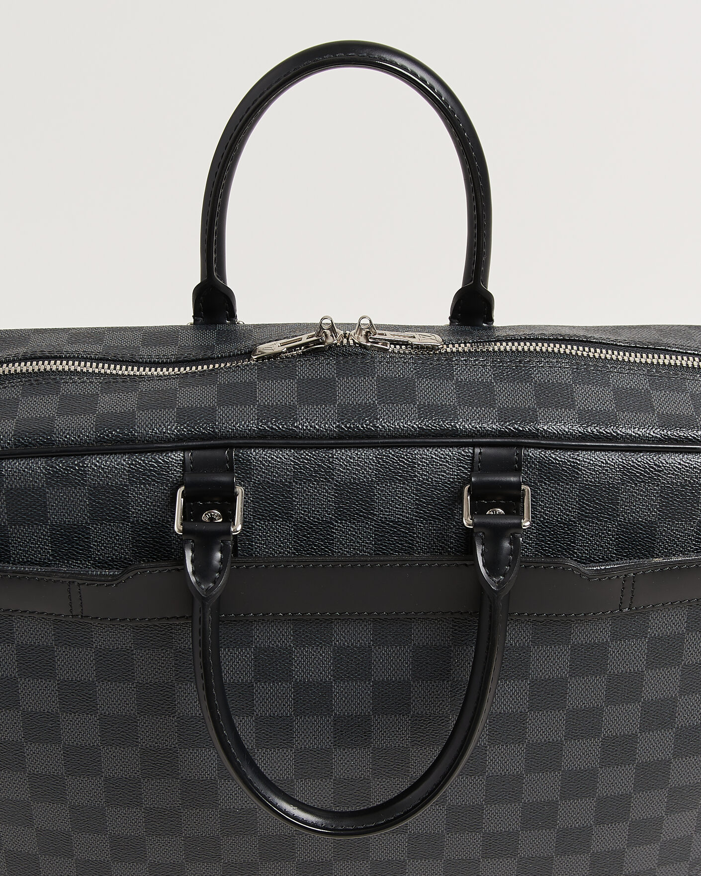 Men | Pre-Owned & Vintage Bags | Louis Vuitton Pre-Owned | Porte Documents Voyage Damier Graphite