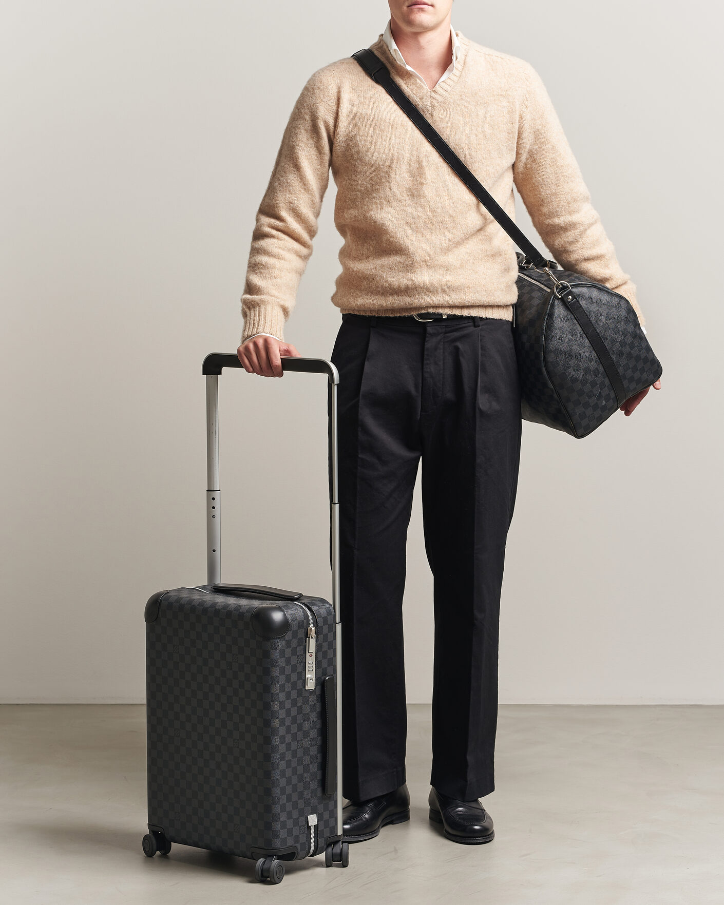 Men | Pre-Owned & Vintage Bags | Louis Vuitton Pre-Owned | Horizon 55 Damier Graphite