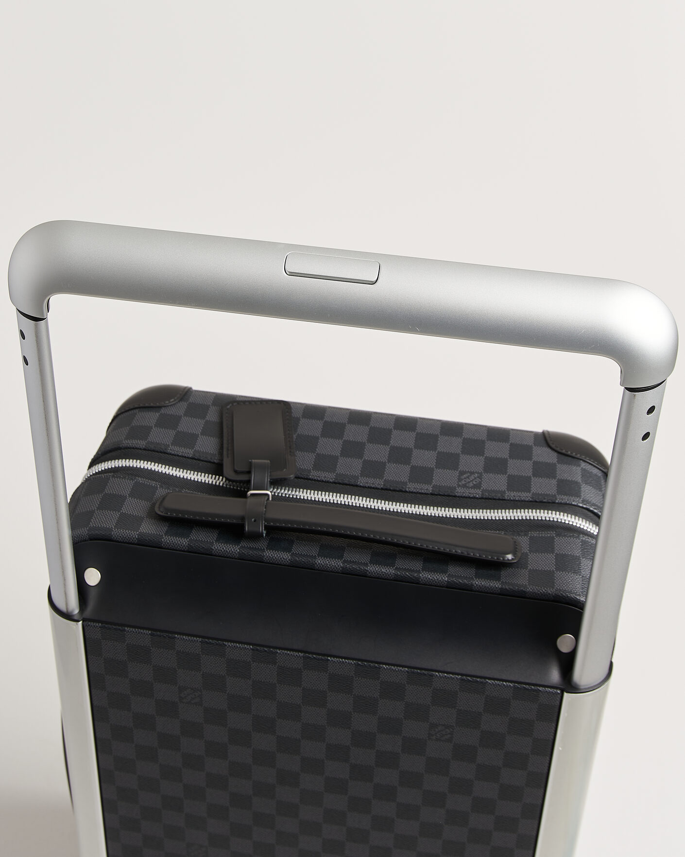 Men | Pre-Owned & Vintage Bags | Louis Vuitton Pre-Owned | Horizon 55 Damier Graphite