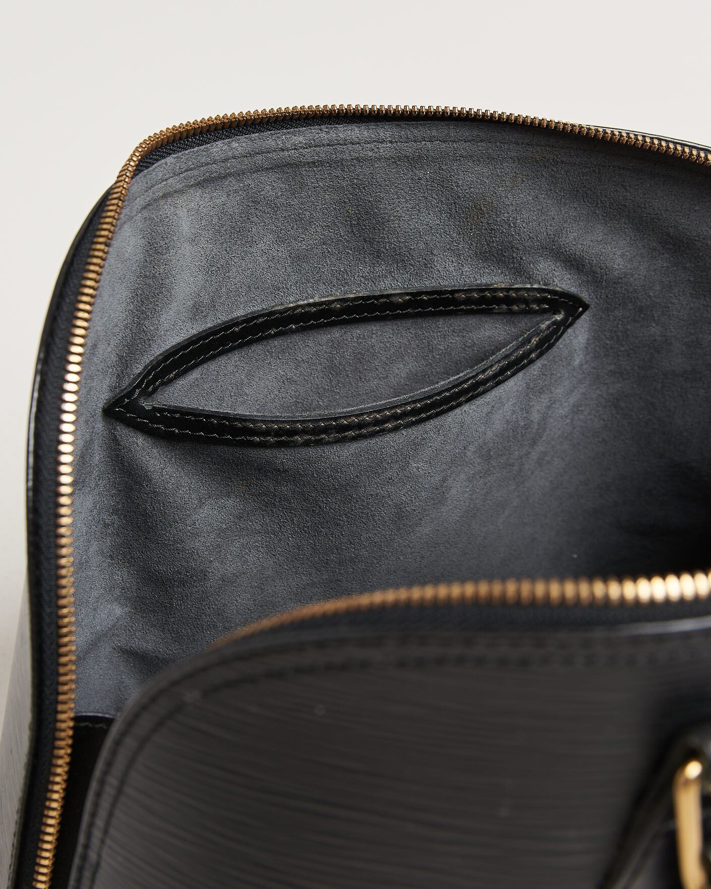Men | Pre-Owned & Vintage Bags | Louis Vuitton Pre-Owned | Alma PM Bag Epi Leather Black