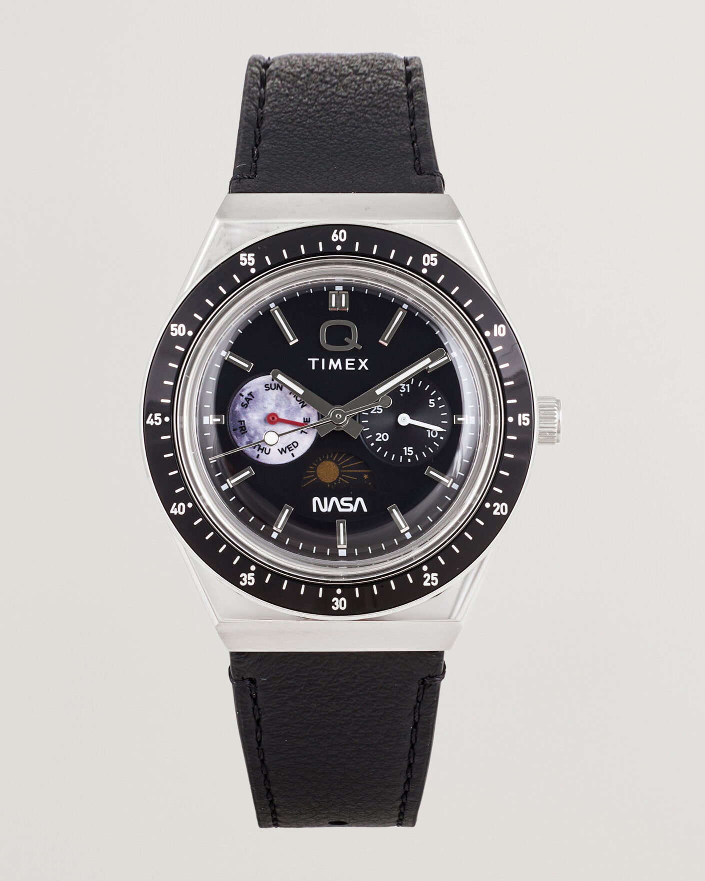 Men | Timex Q Timex x NASA Luminous Leather Strap 40mm Black Dial | Timex | Q x NASA Luminous Leather Strap 40mm Black Dial