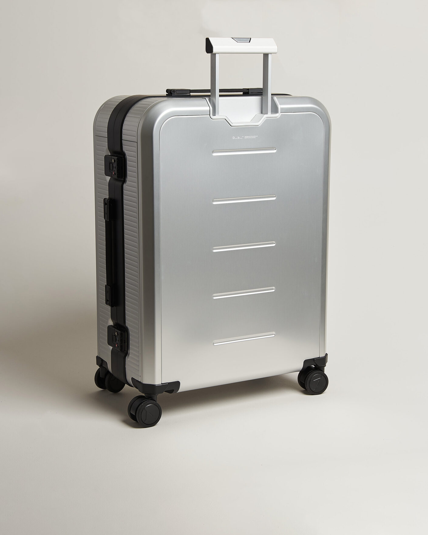 Men | Bags | DB | Ramverk Alu Pro Check-In Luggage Large Silver/Onyx