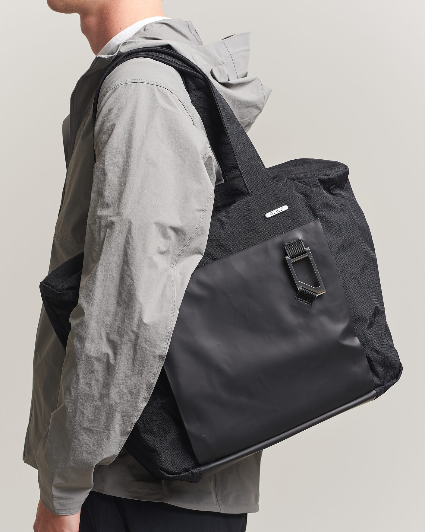 Men | Bags | DB | Entour Tote 22L Black Out