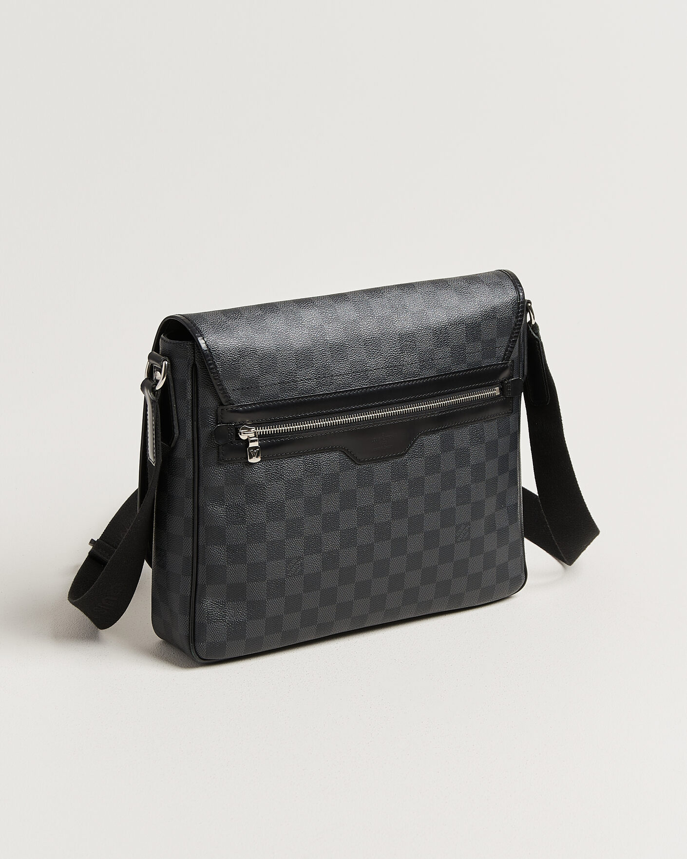 Men | Pre-Owned & Vintage Bags | Louis Vuitton Pre-Owned | Daniel MM Shoulder Bag Damier Graphite