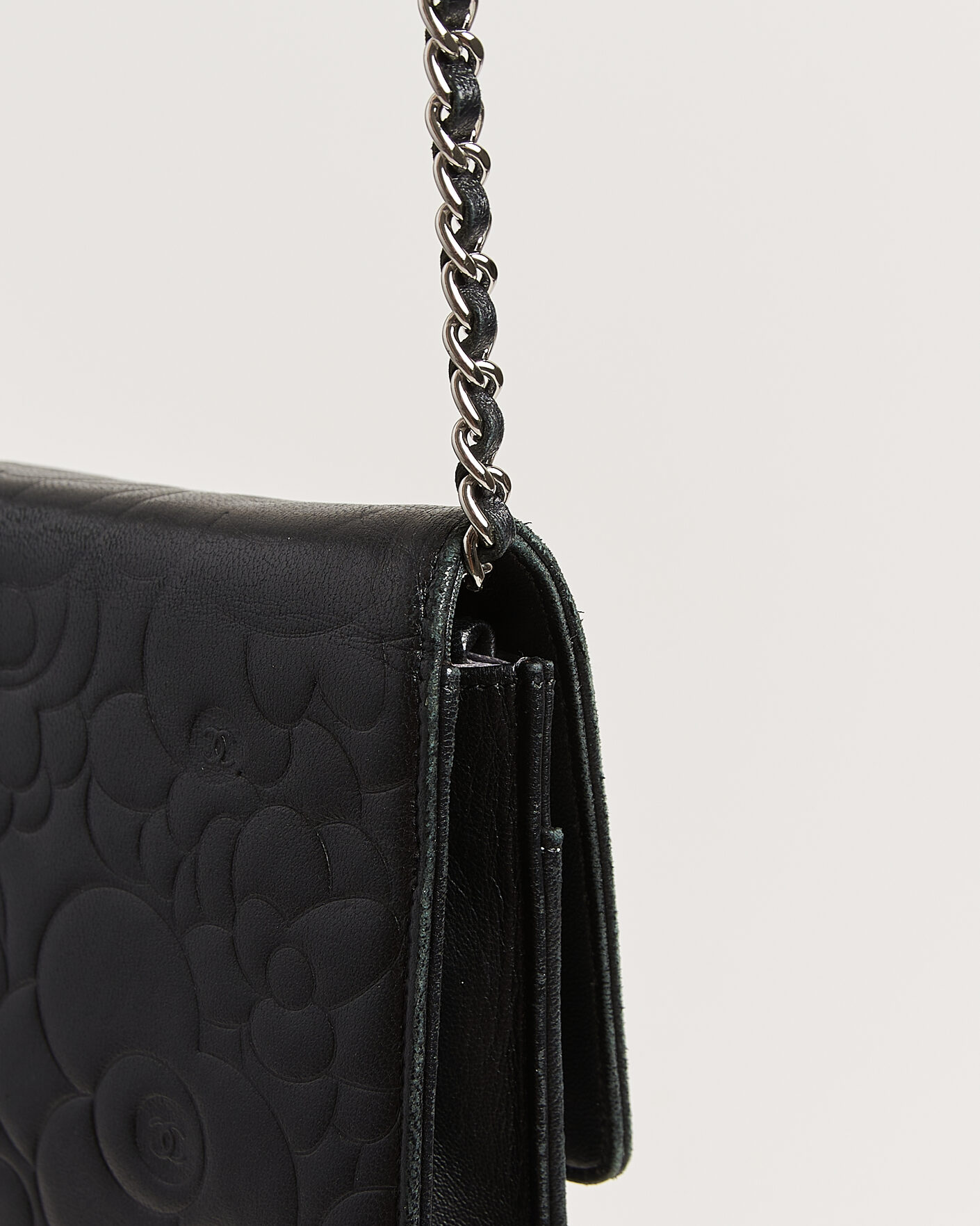Men | Pre-Owned & Vintage Bags | Chanel Pre-Owned | Wallet On Chain Camelia Lambskin Black
