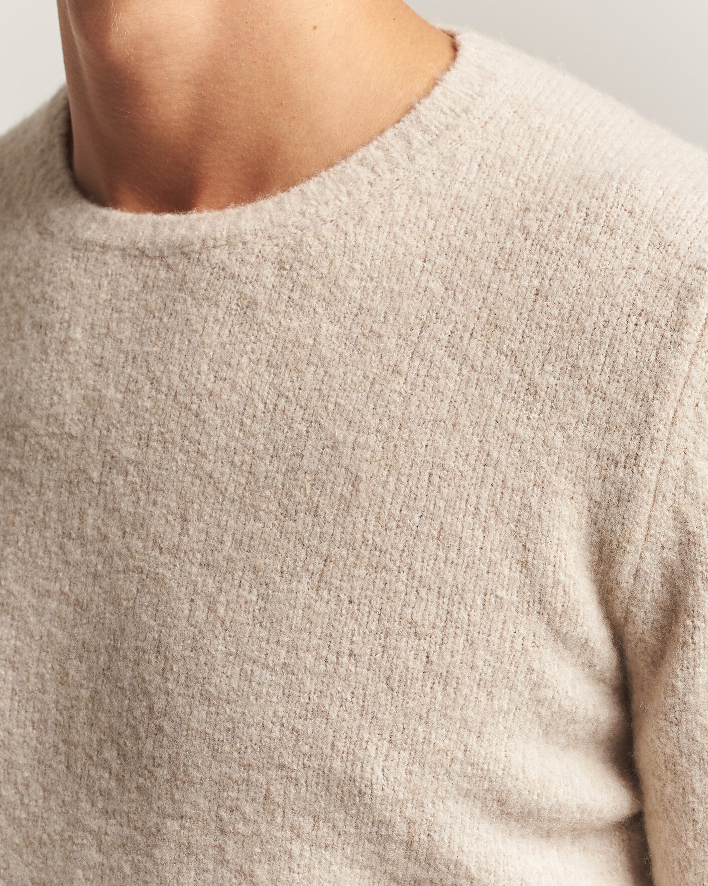 Men | Sweaters & Knitwear | Fedeli | Cashmere Blend Boucle Sweater Light Grey