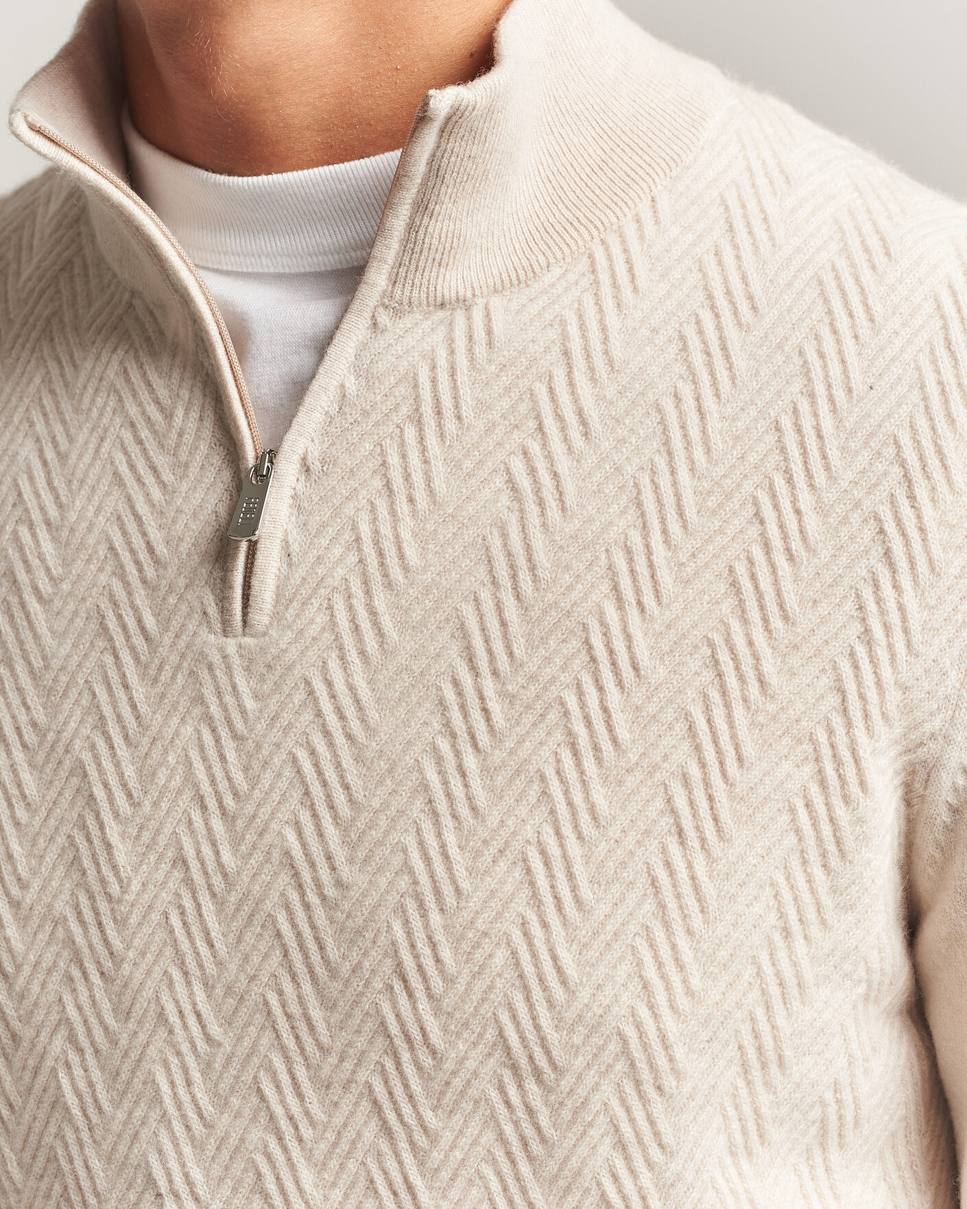 Men | Sweaters & Knitwear | Fedeli | Wool/Cashmere Chevron Half Zip Light Beige
