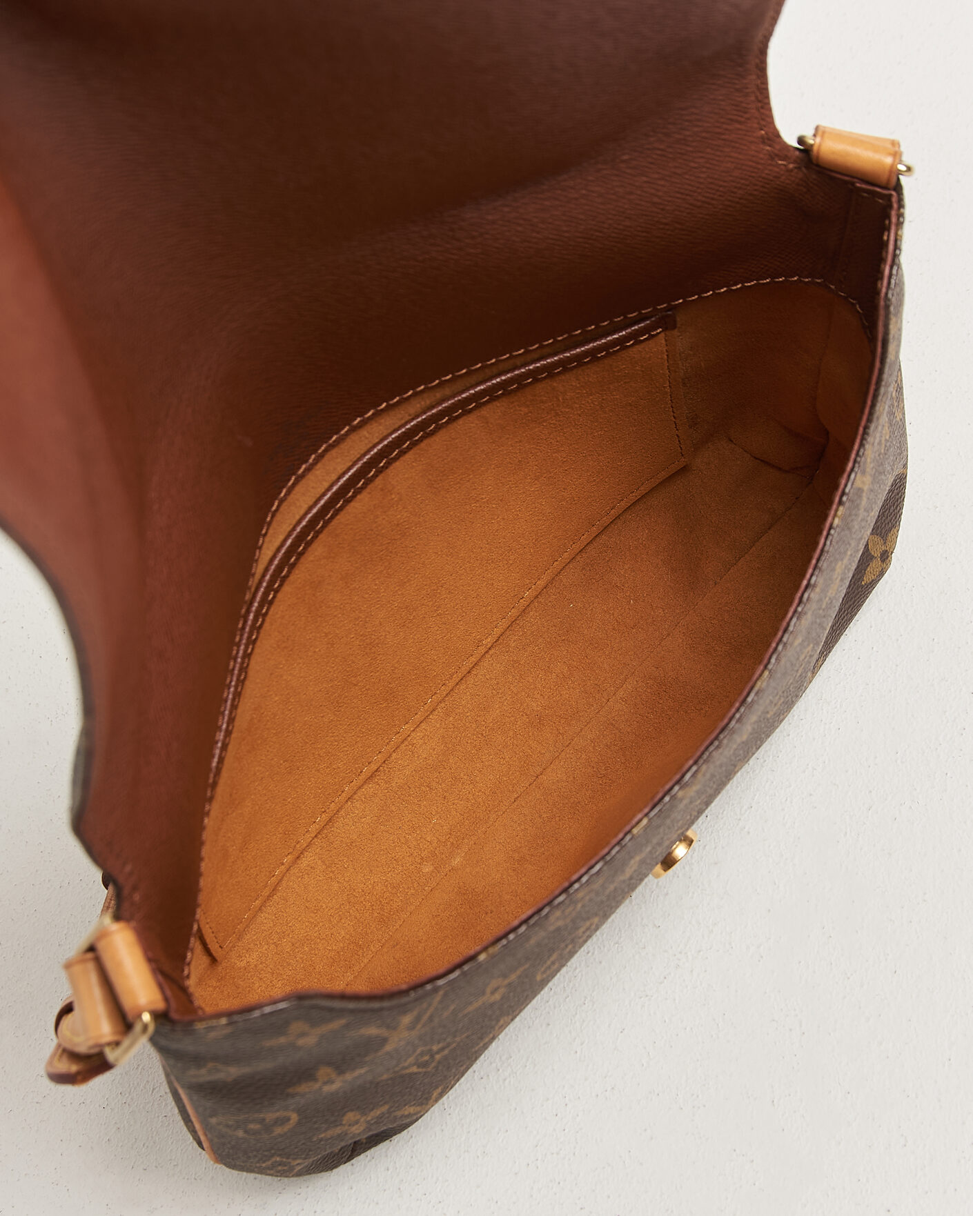 Men | Pre-Owned & Vintage Bags | Louis Vuitton Pre-Owned | Musette Tango Bag Monogram