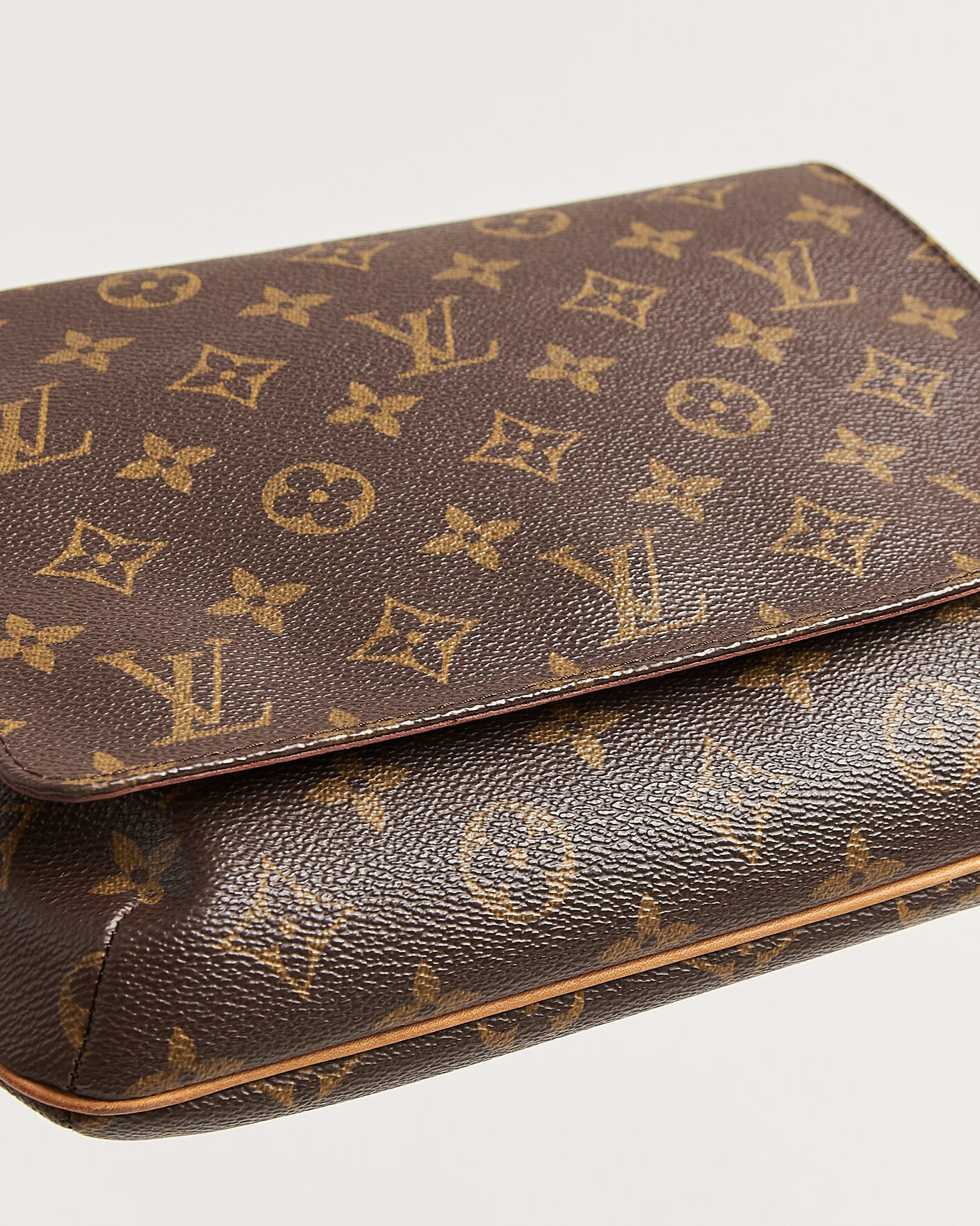 Men | Pre-Owned & Vintage Bags | Louis Vuitton Pre-Owned | Musette Tango Bag Monogram