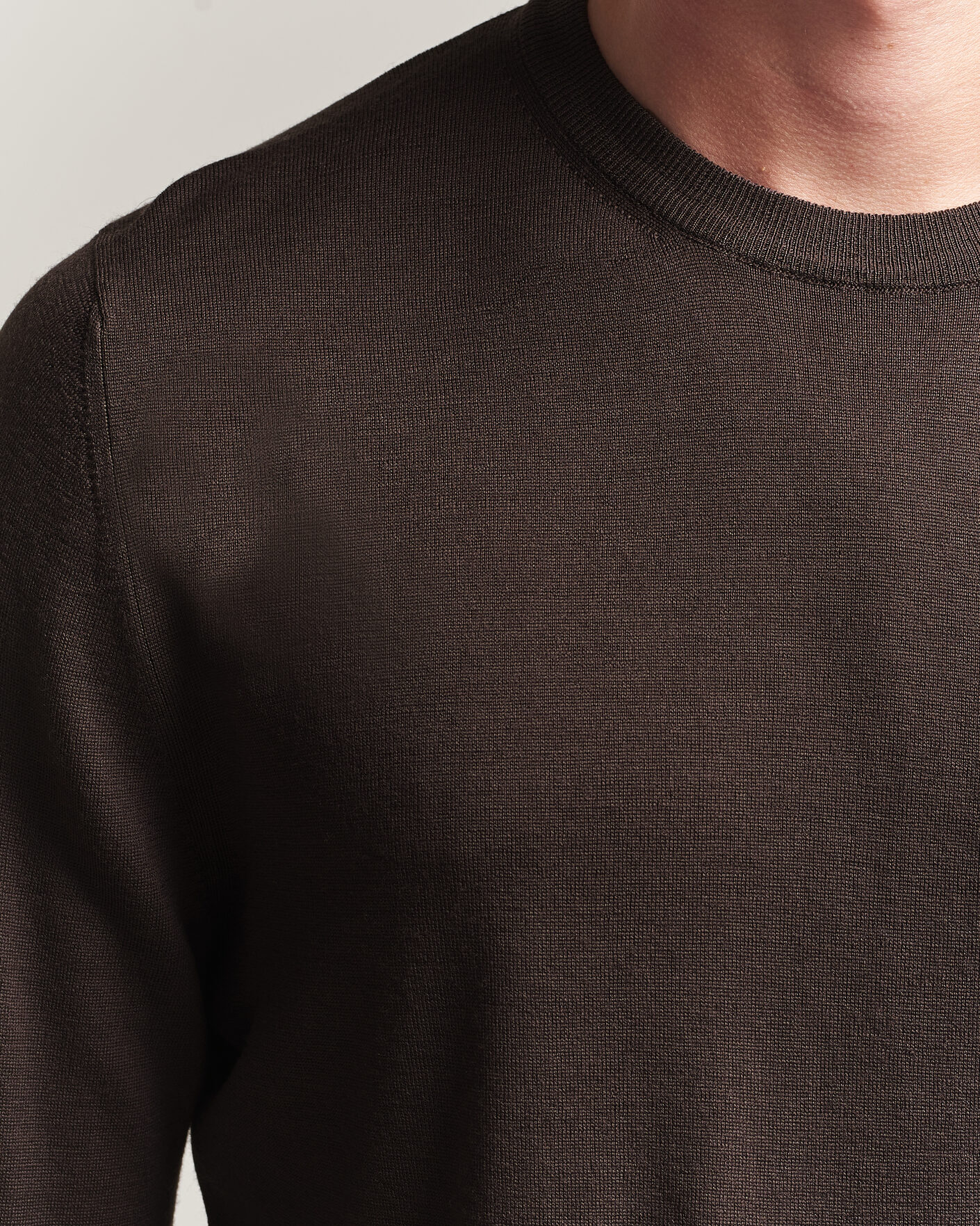 Men | Sweaters & Knitwear | Canali | Merino Wool Crew Neck Dark Brown