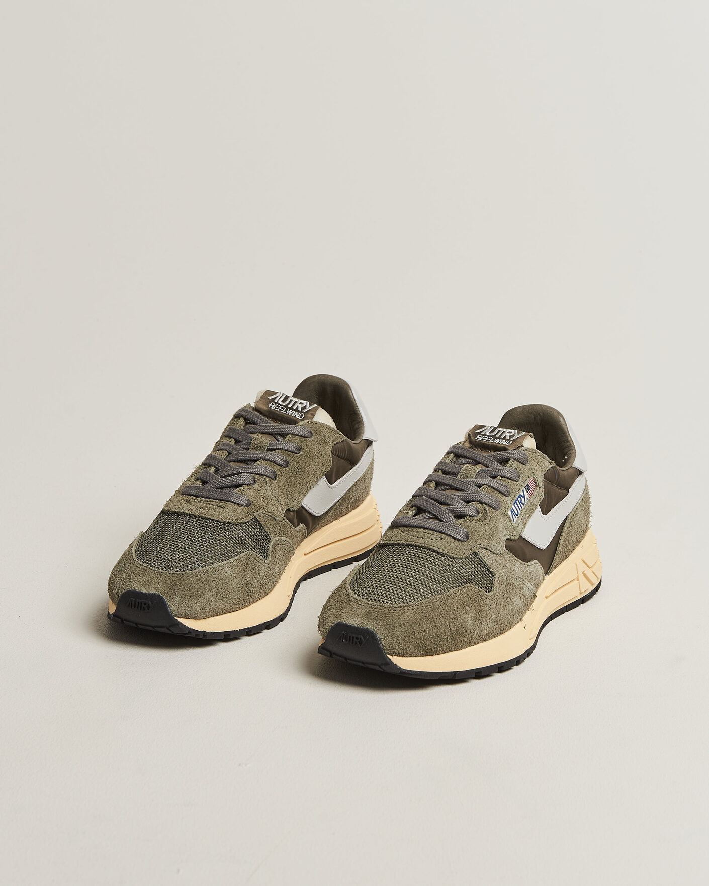 Men | Sneakers | Autry | Reelwind Running Sneaker Olive Night/Grey