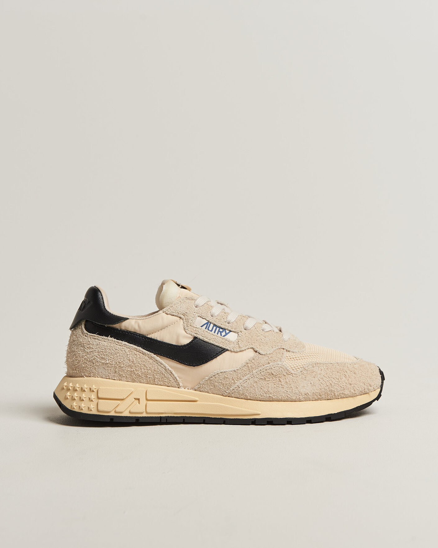 Men | Sneakers | Autry | Reelwind Running Sneaker Ecru/Black