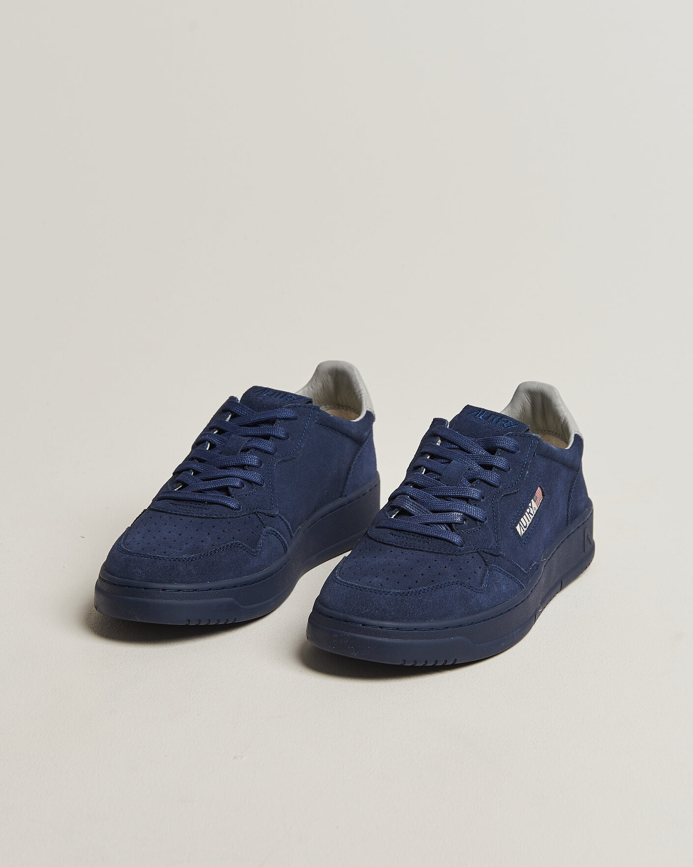 Men | Sneakers | Autry | Medalist Low Suede Sneaker Navy