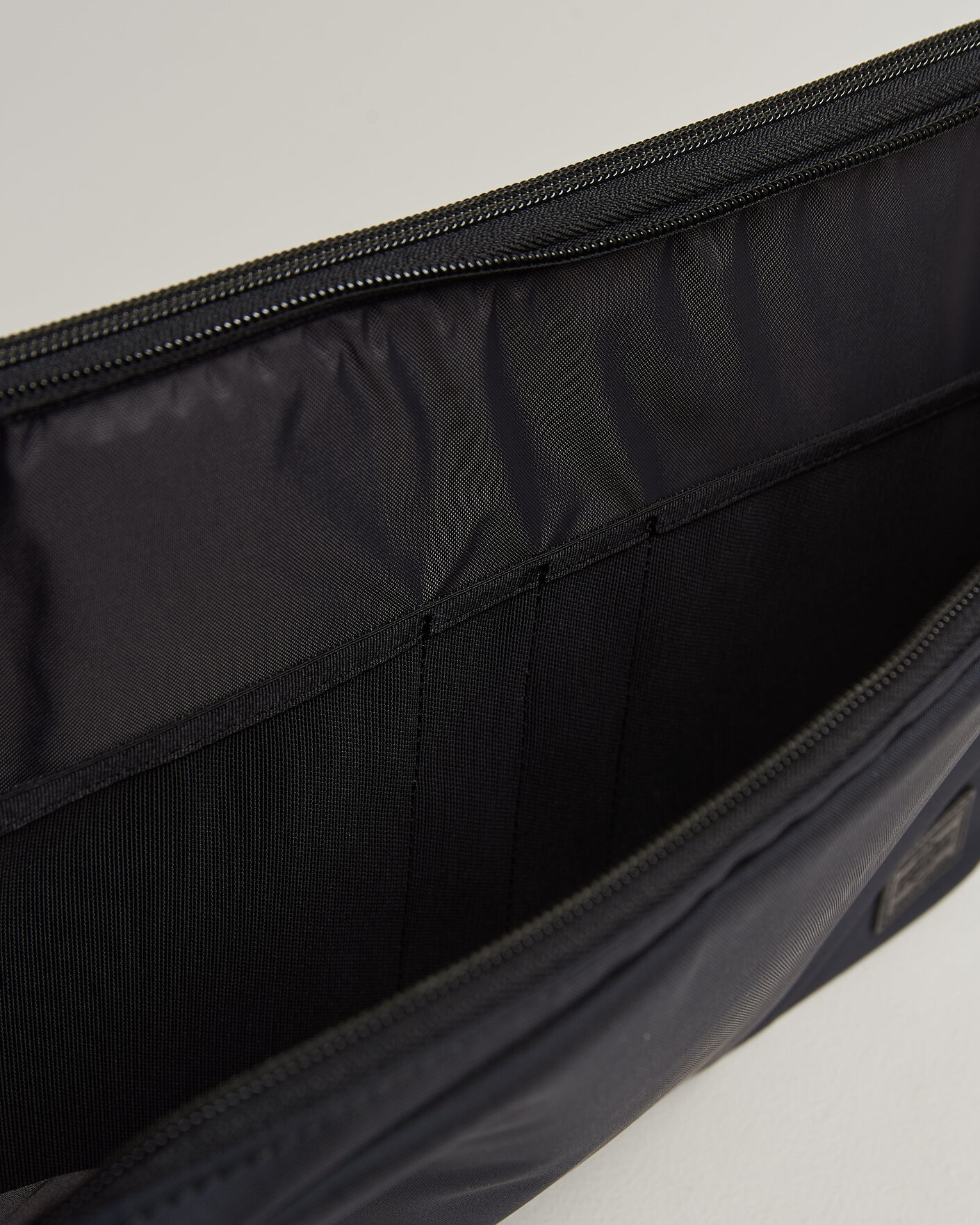 Men | Bags | Porter-Yoshida & Co. | View Document Case Navy